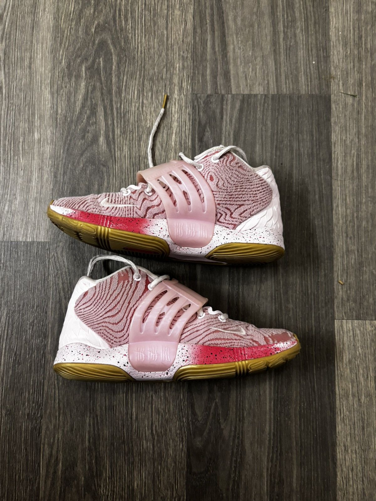 Nike KD 14 Aunt Pearl Size US 7 / EU 40 - 1 Thumbnail