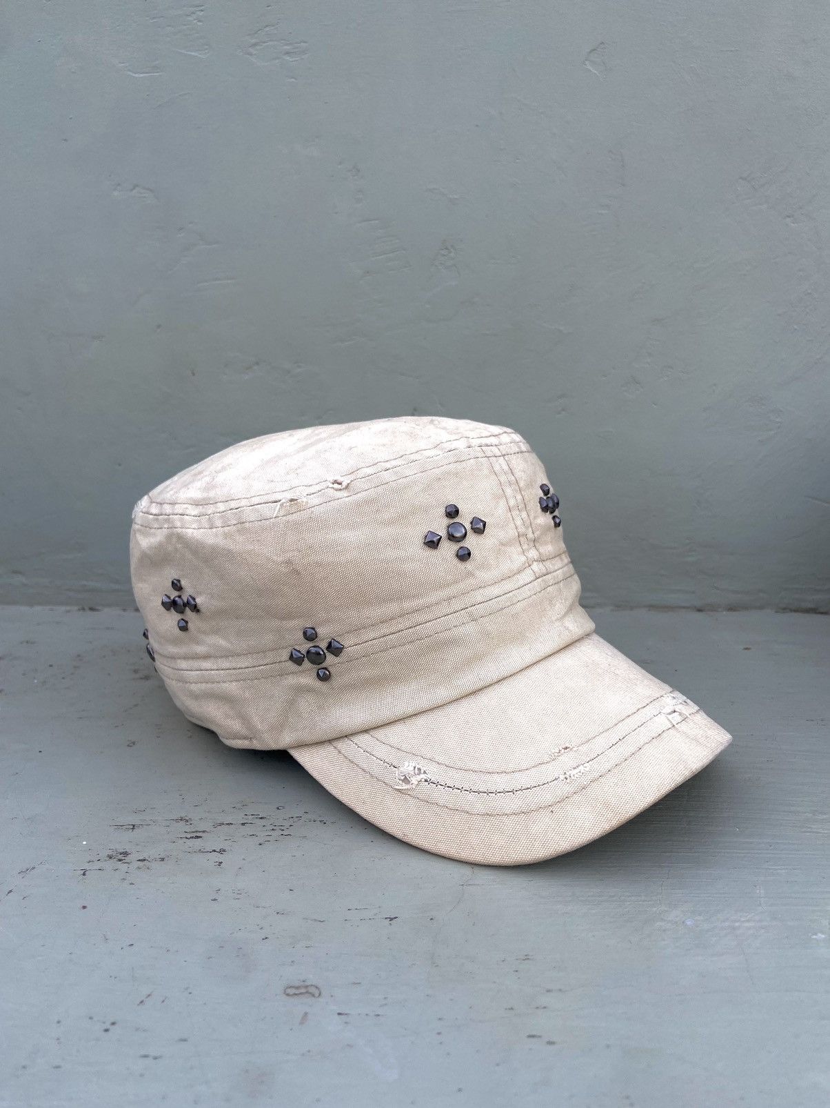 Le Grande Bleu (L.G.B.) 2000s Michel klein button studded patrol hat Size ONE SIZE - 4 Thumbnail