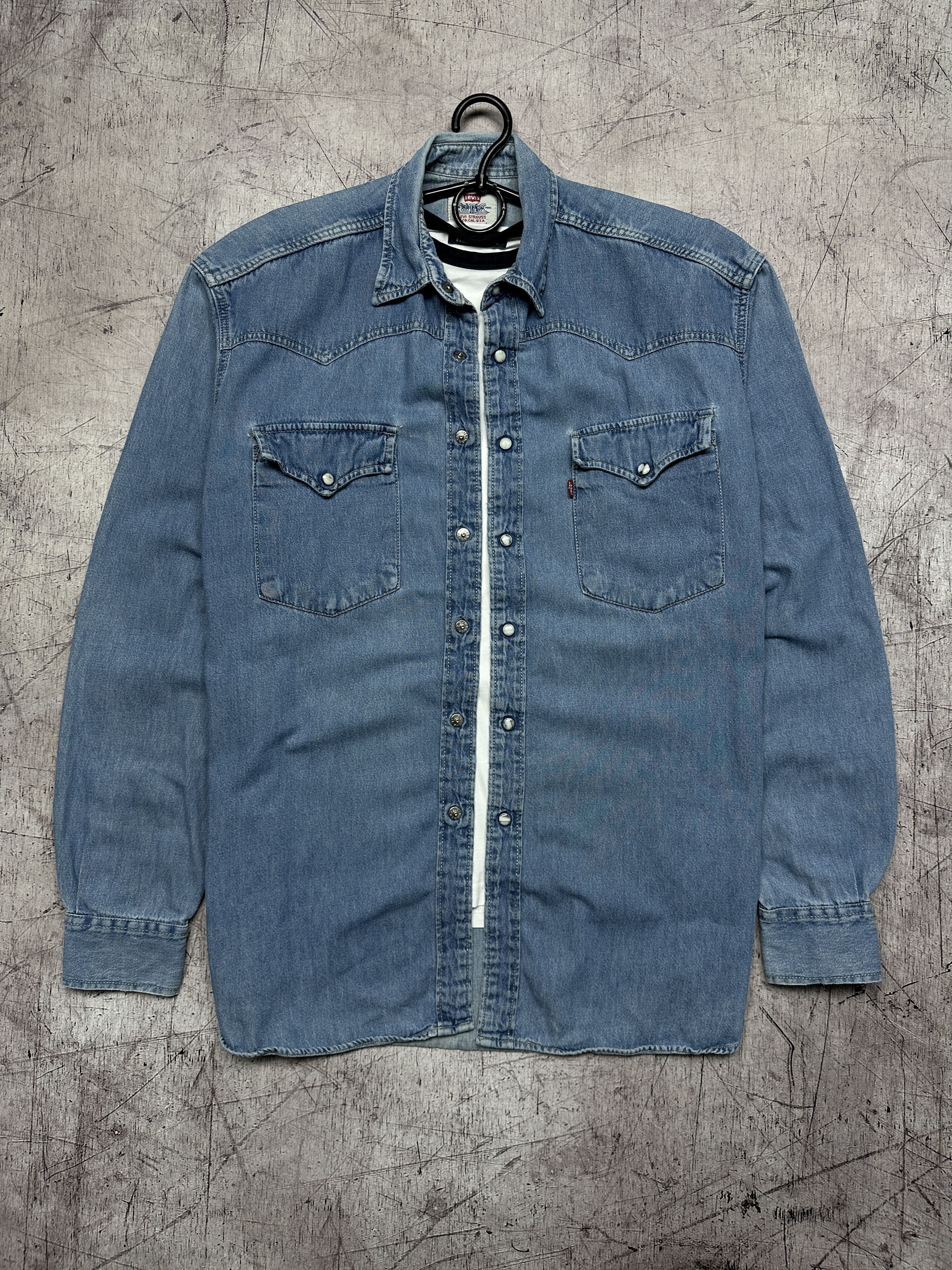 Levi's Levi's Vintage Mens Denim Shirt Size US L / EU 52-54 / 3 - 1 Thumbnail