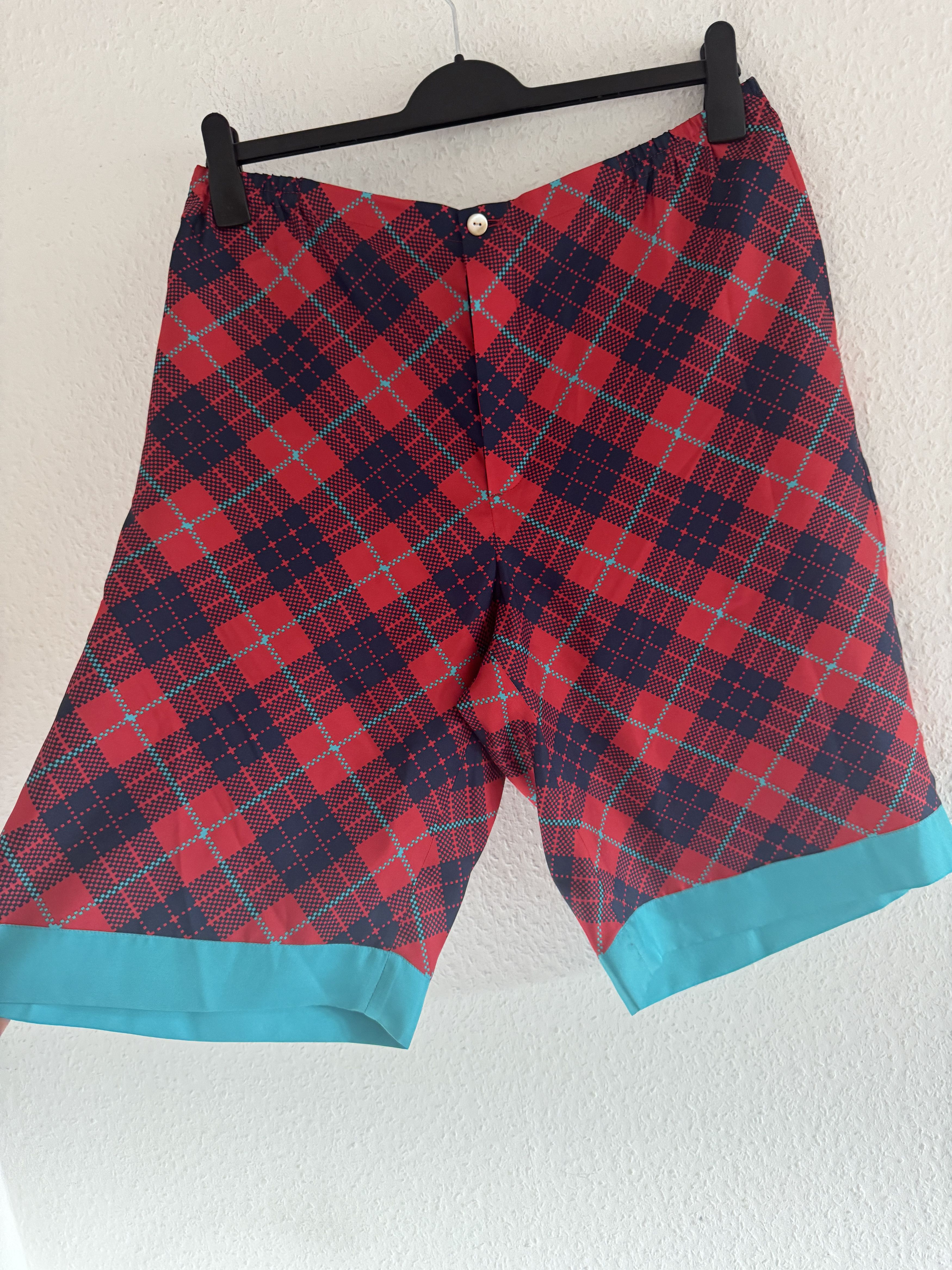 Gucci Checkered Silk Shorts with Blue Hem Size US 34 / EU 50 - 2 Thumbnail