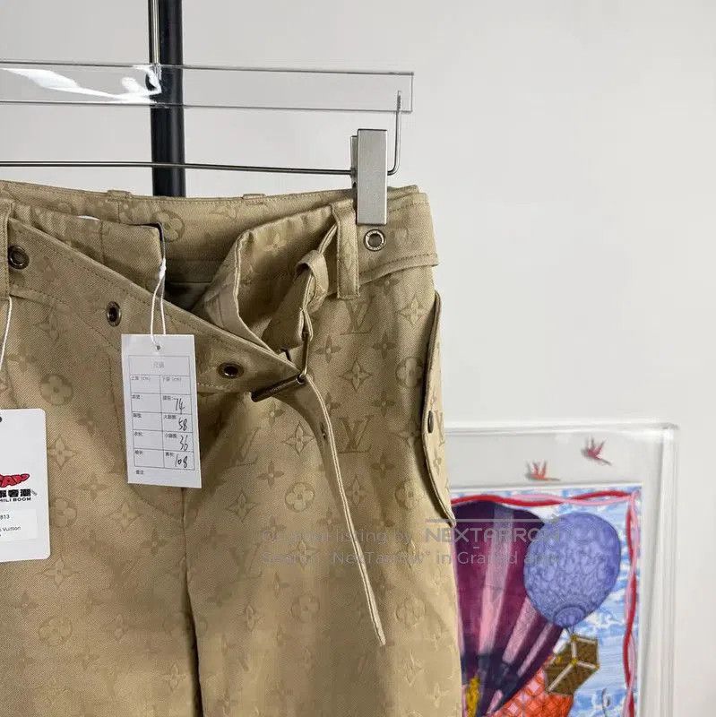 Louis Vuitton Louis Vuitton Women's Light Brown Denim Pants . Size 22" - 3 Thumbnail