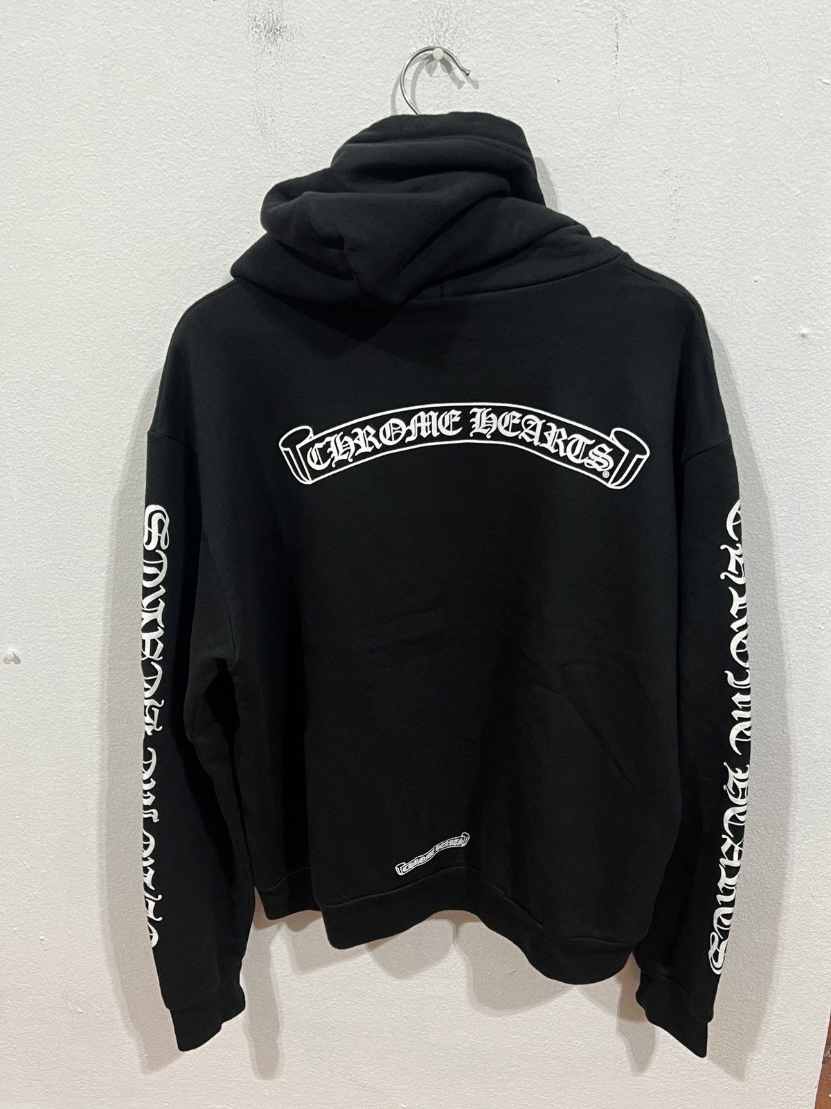 Chrome Hearts Chrome Hearts Black Scroll Logo Hoodie Size US S / EU 44-46 / 1 - 3 Thumbnail
