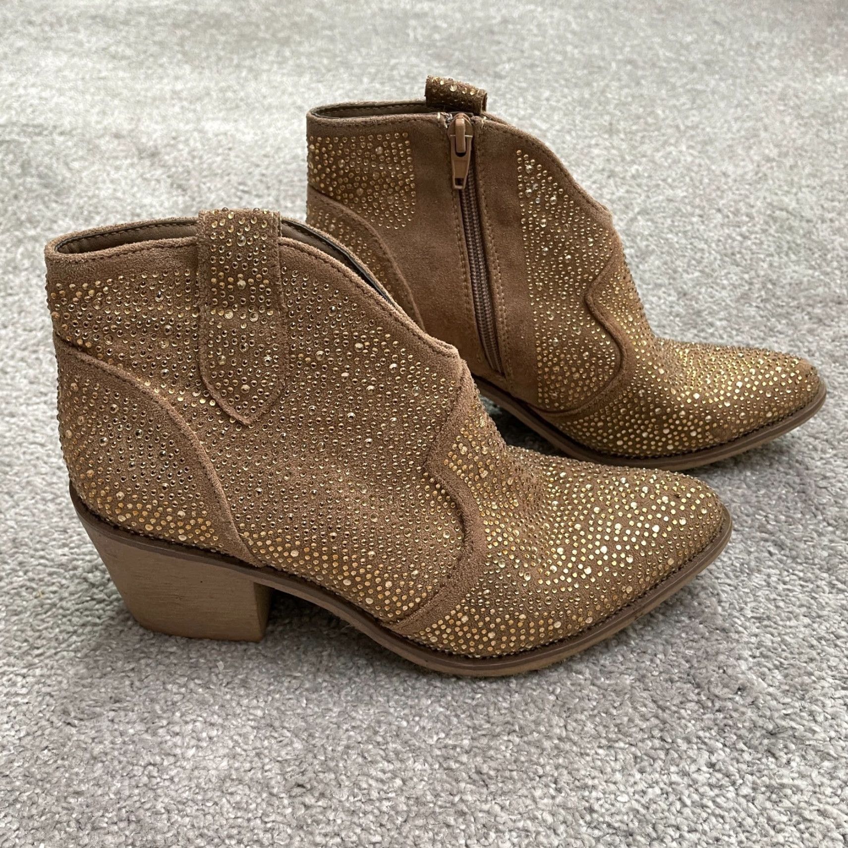 Vintage VINTAGE not? Wait. No vintage. Pierre Dumas Wilder Rhinestone Ankle Boots Womens 6 Brown Pointed Embellished Size US 6 / IT 36 - 3 Thumbnail