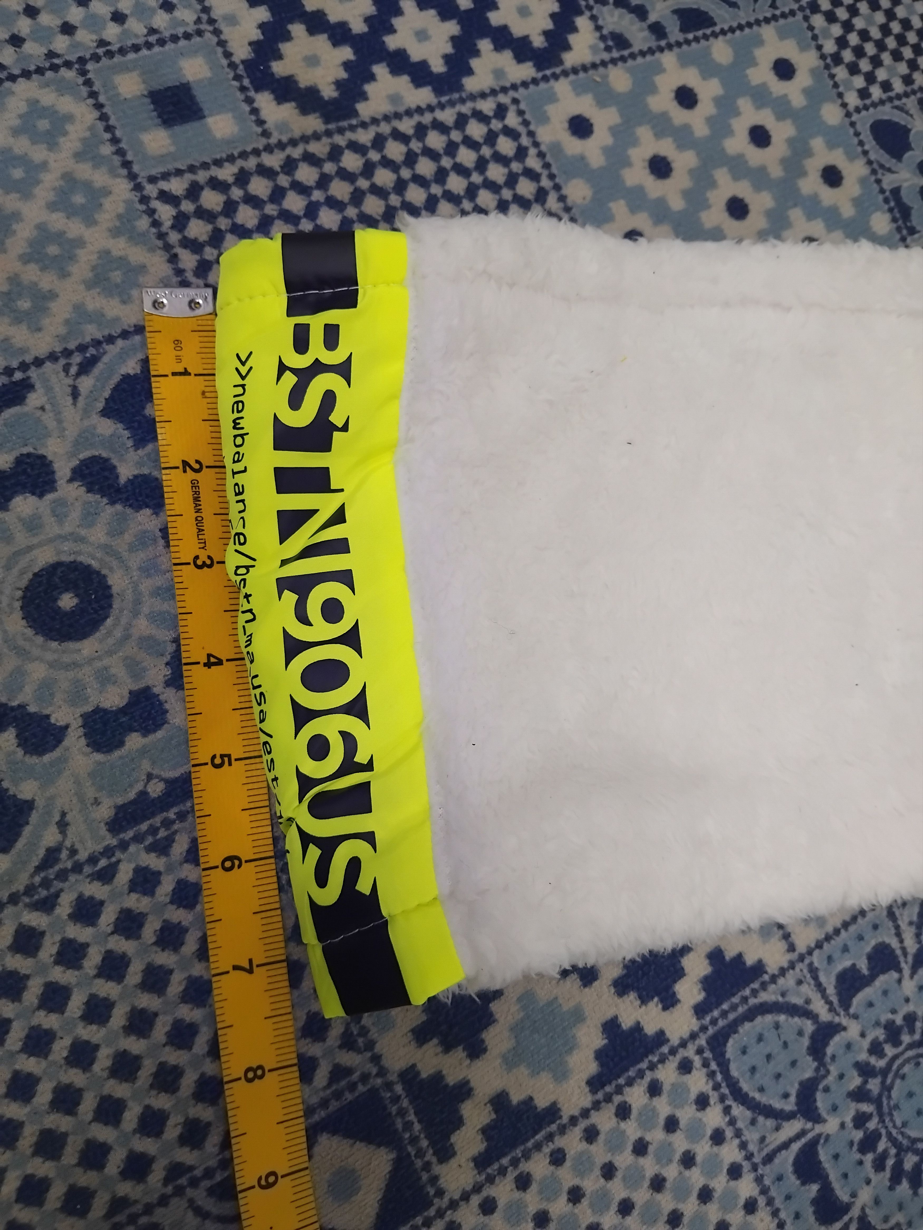 New Balance New Balance white colour fur head mask Size ONE SIZE - 7 Thumbnail