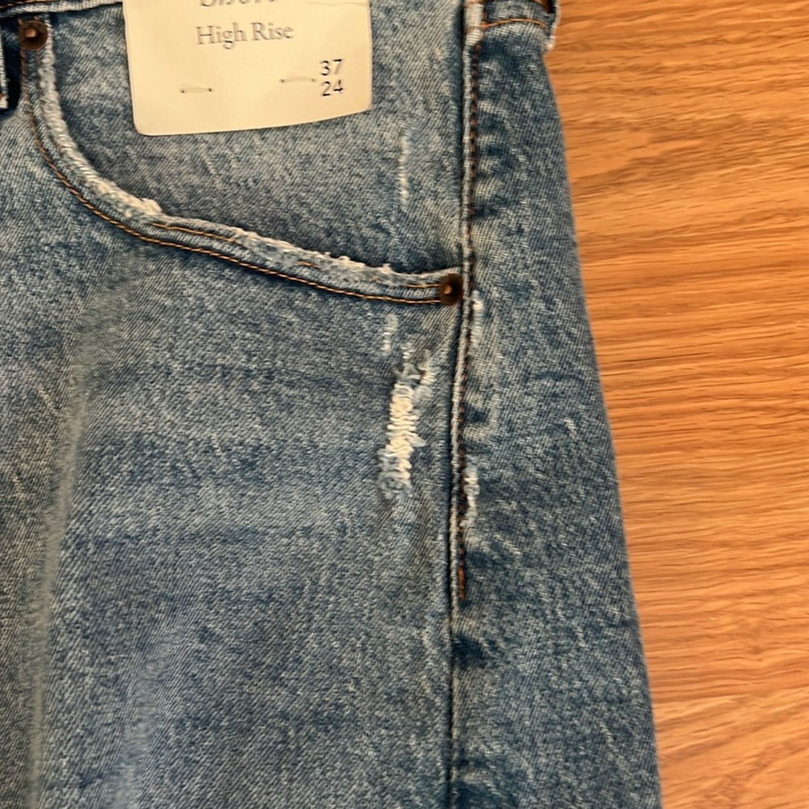 Abercrombie & Fitch Abercrombie & Fitch The Dad Shorts High Rise 5” Jean Shorts Size 37" - 5 Thumbnail