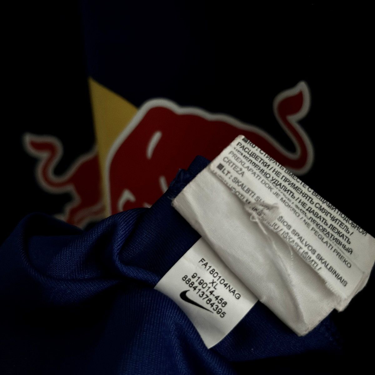 Nike × Red Bull 2018 2019 Red Bull Leipzig Away Kit Nike Soccer Jersey Shirt Size US XL / EU 56 / 4 - 6 Thumbnail