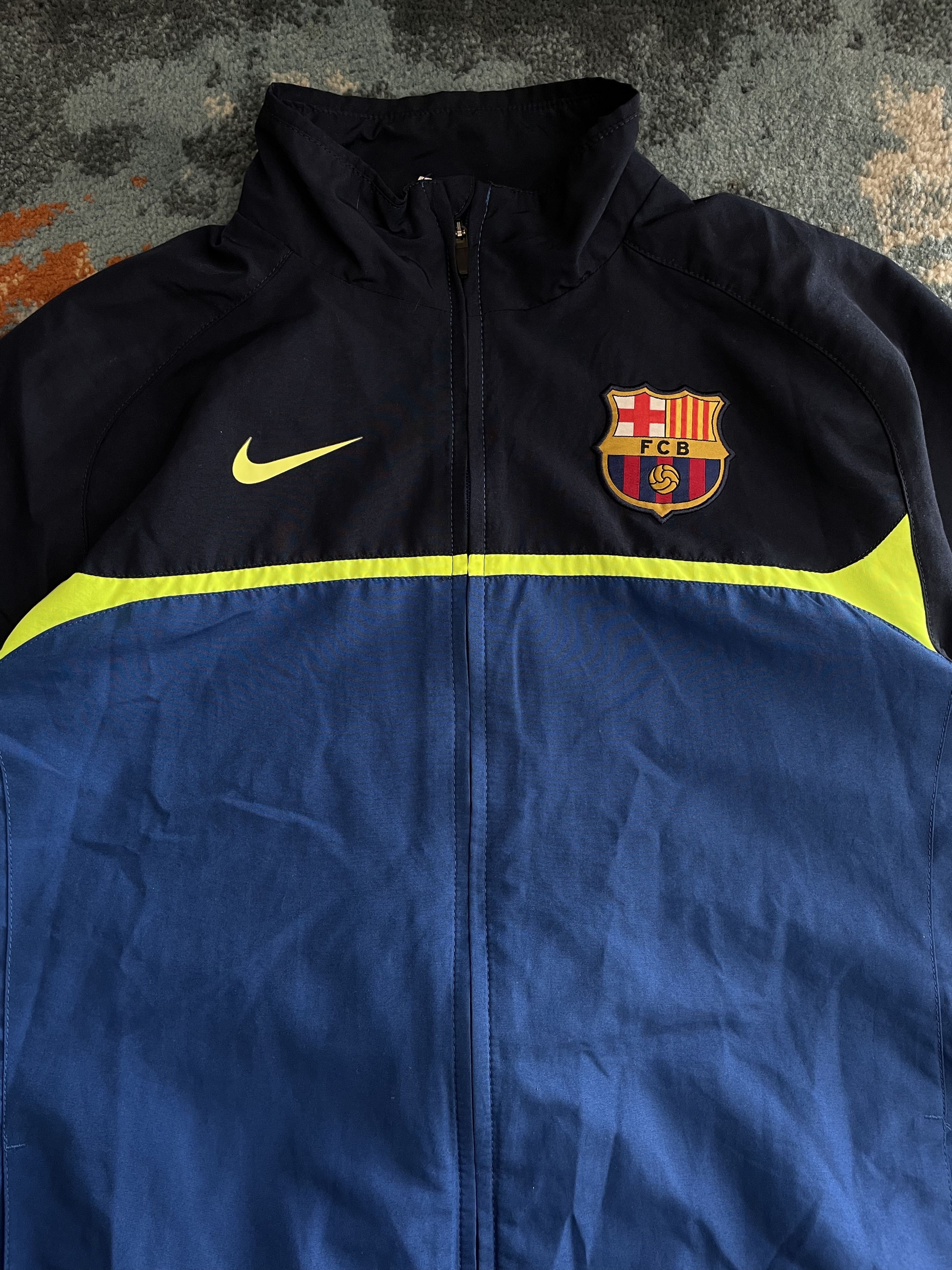 Nike Nike Barcelona Vintage Nylon 2010 Tracksuit Size US 34 / EU 50 - 3 Thumbnail
