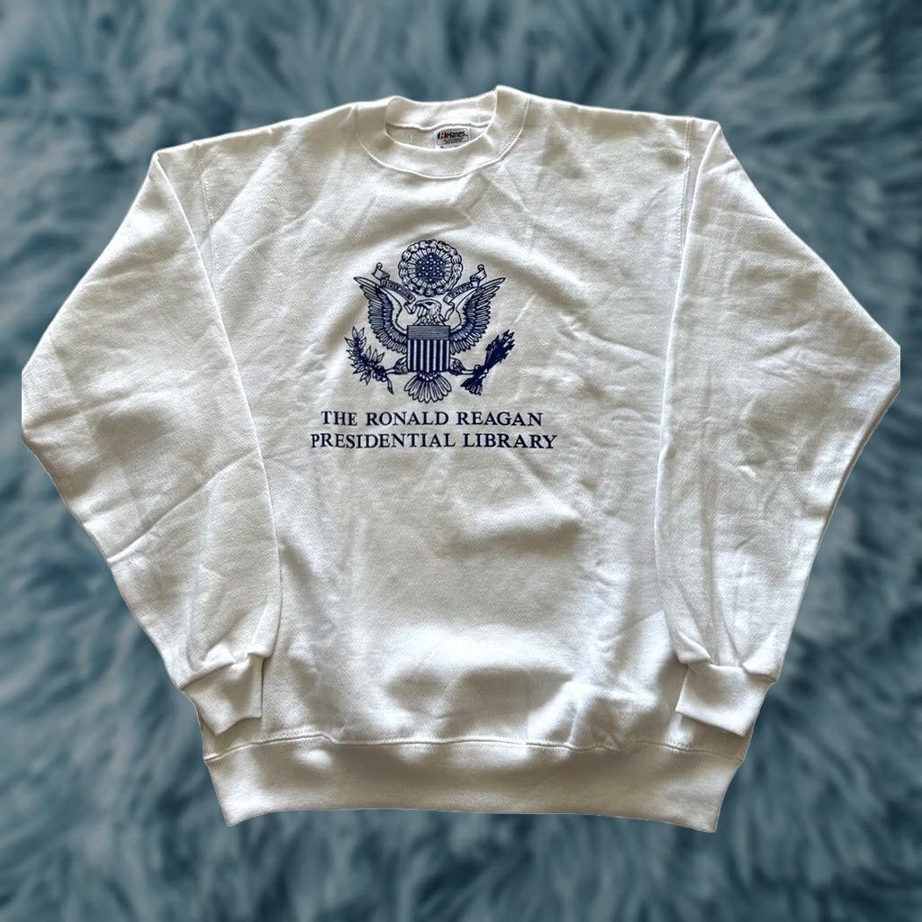Hanes VINTAGE Hanes Ronald Reagan Presidential Library Crewneck Sweatshirt XL White 80s Men Mens XL Size US XL / EU 56 / 4 - 1 Thumbnail