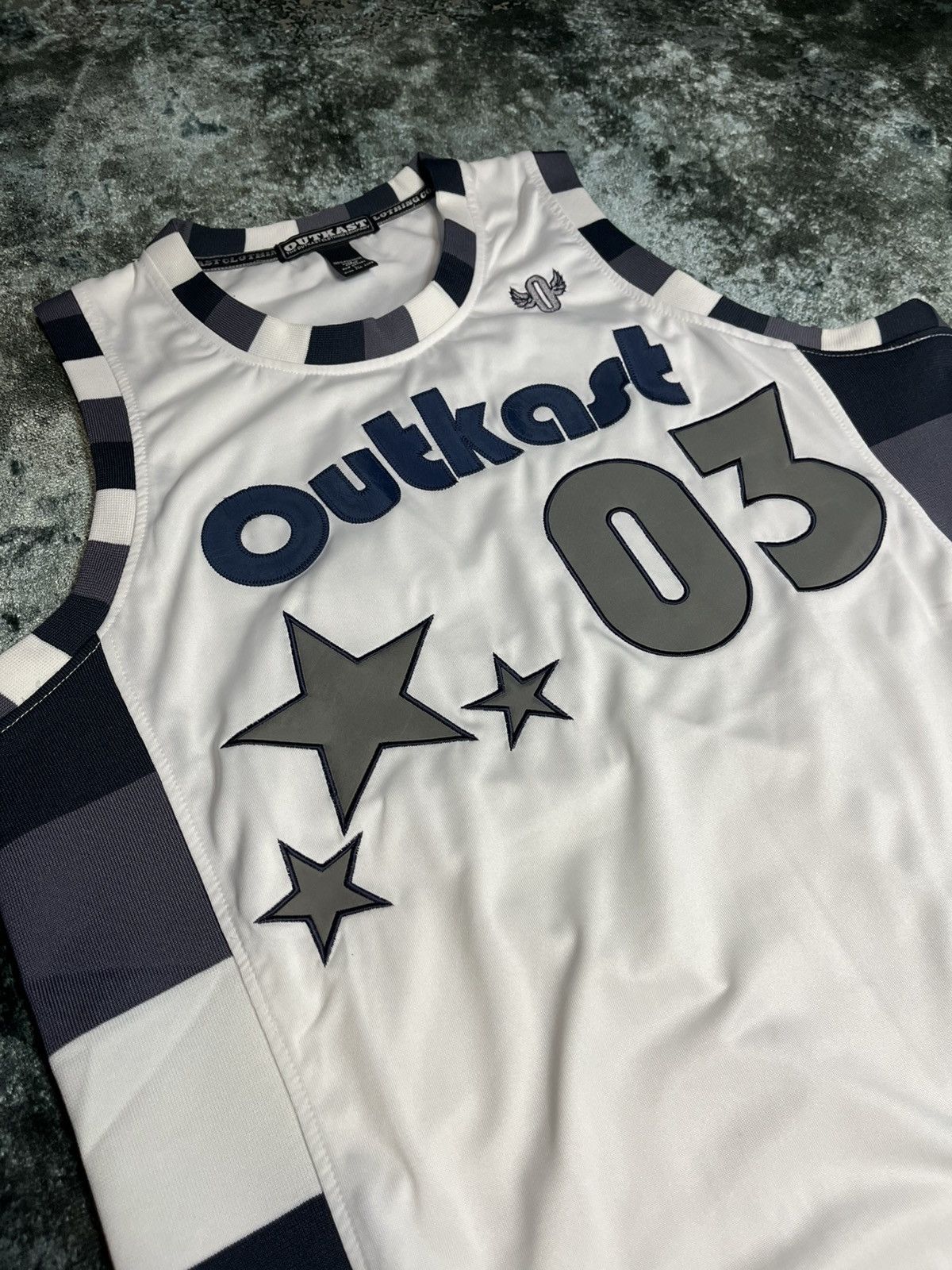 Outkast Vintage 2003 Outkast Basketball Jersey – André 3000 Size US L / EU 52-54 / 3 - 3 Thumbnail