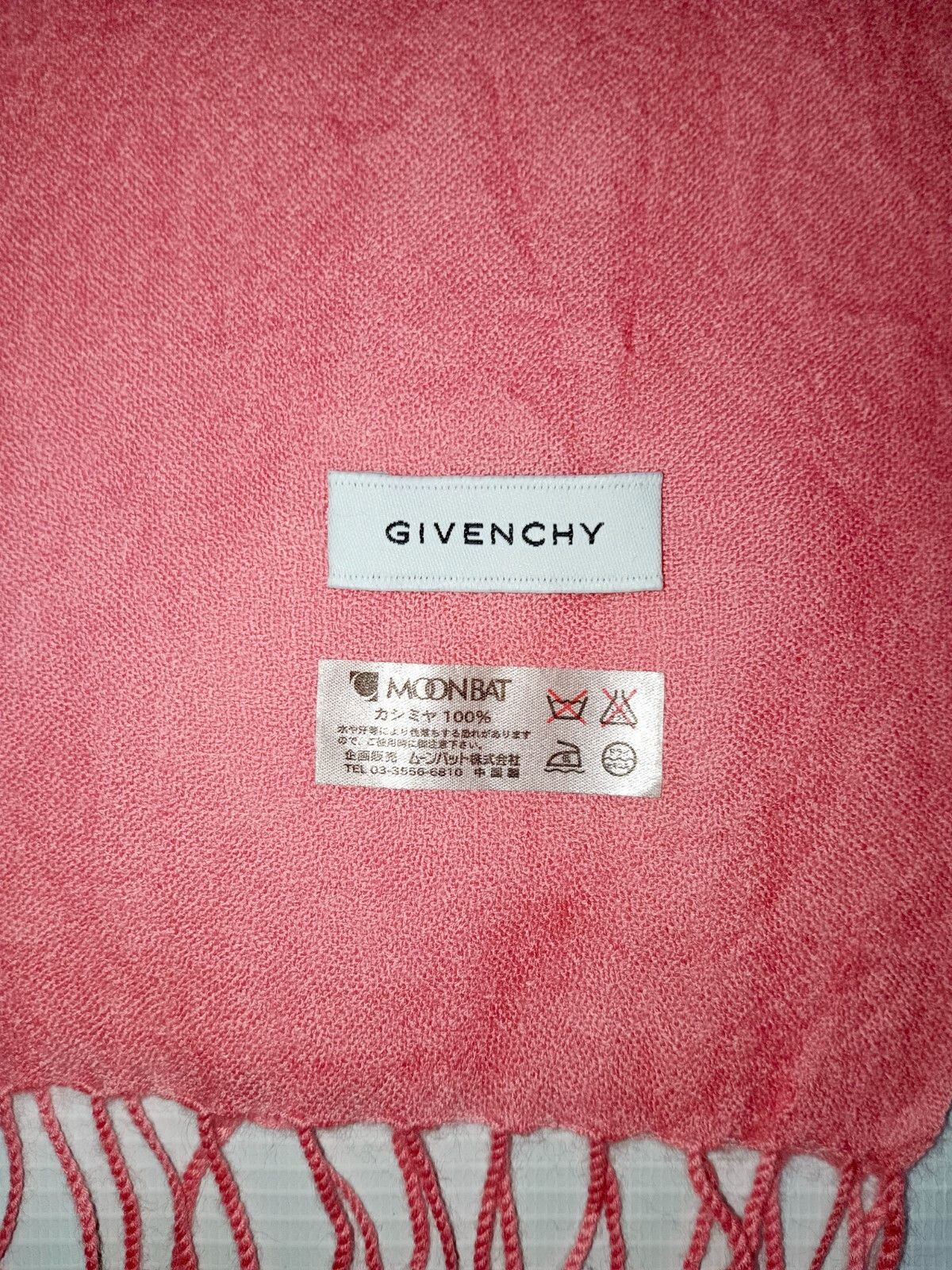Givenchy GIVENCHY PARIS FRANCE Oversized Peach Vintage Cashmere Shawl Size ONE SIZE - 4 Thumbnail