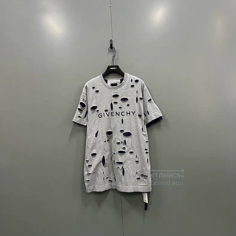 Givenchy Givenchy Big Destruction Logo Fake Two Piece Short Sleeve Size US M / EU 48-50 / 2 - 1 Thumbnail