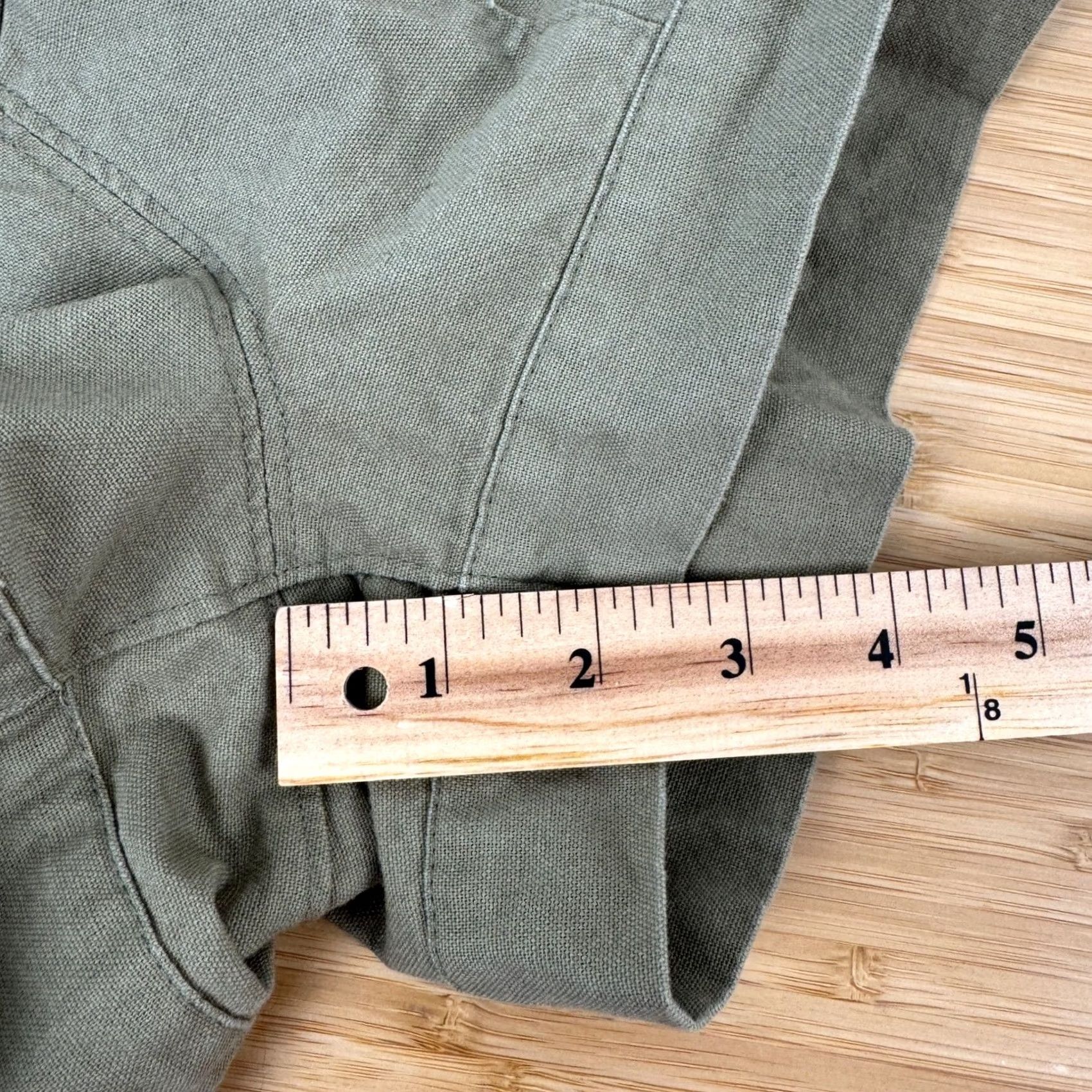 Olive Women Olive Green Tiered Ruffle Button Front Shorts M Cotton Size 32" / US 10 / IT 46 - 5 Thumbnail
