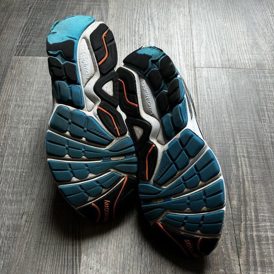 Saucony SAUCONY •• ProGrid Omni 4 (9M) Size US 9 / EU 42 - 6 Thumbnail