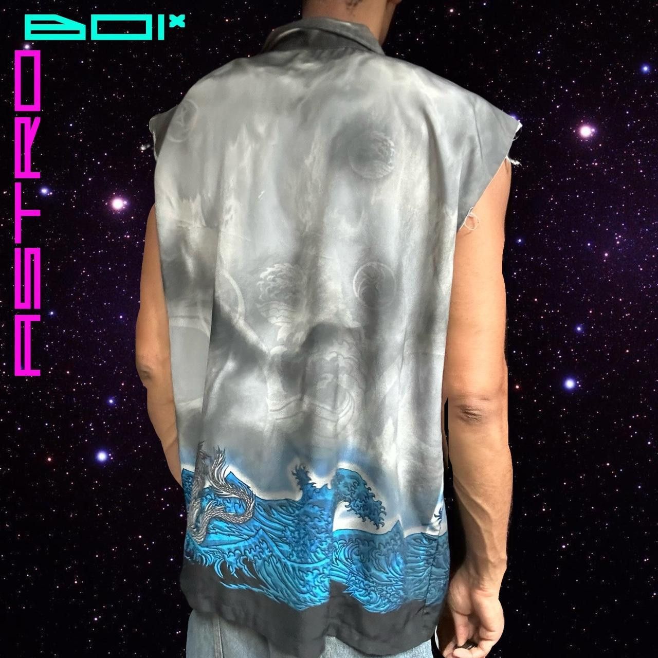 Other × Vintage ASTROBOI* Y2k GRAY DRAGON SLEEVELESS BUTTON UP TOP _ XL Size US XL / EU 56 / 4 - 5 Thumbnail
