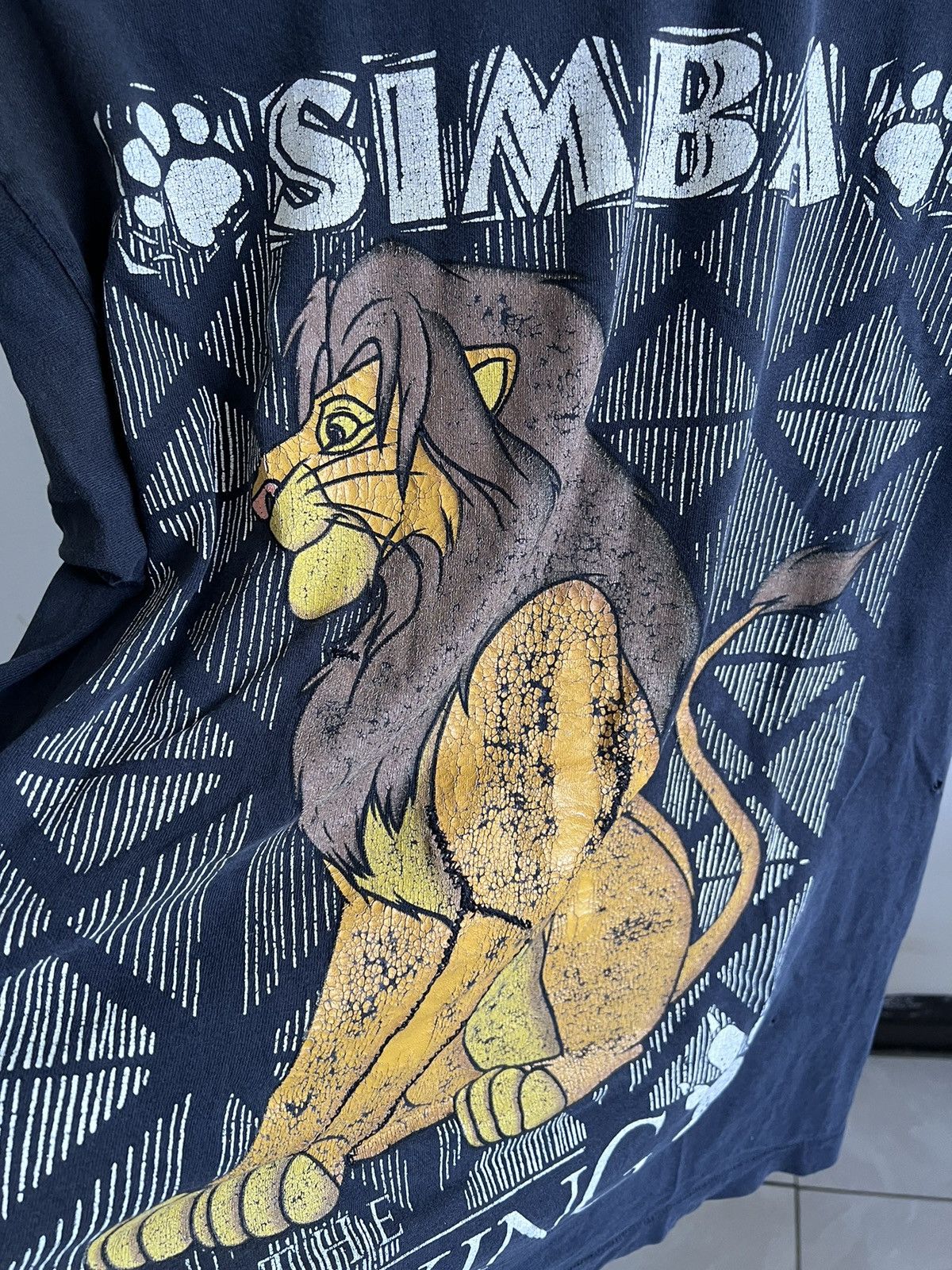 Disney × Vintage The lion king RARE Size US L / EU 52-54 / 3 - 9 Thumbnail