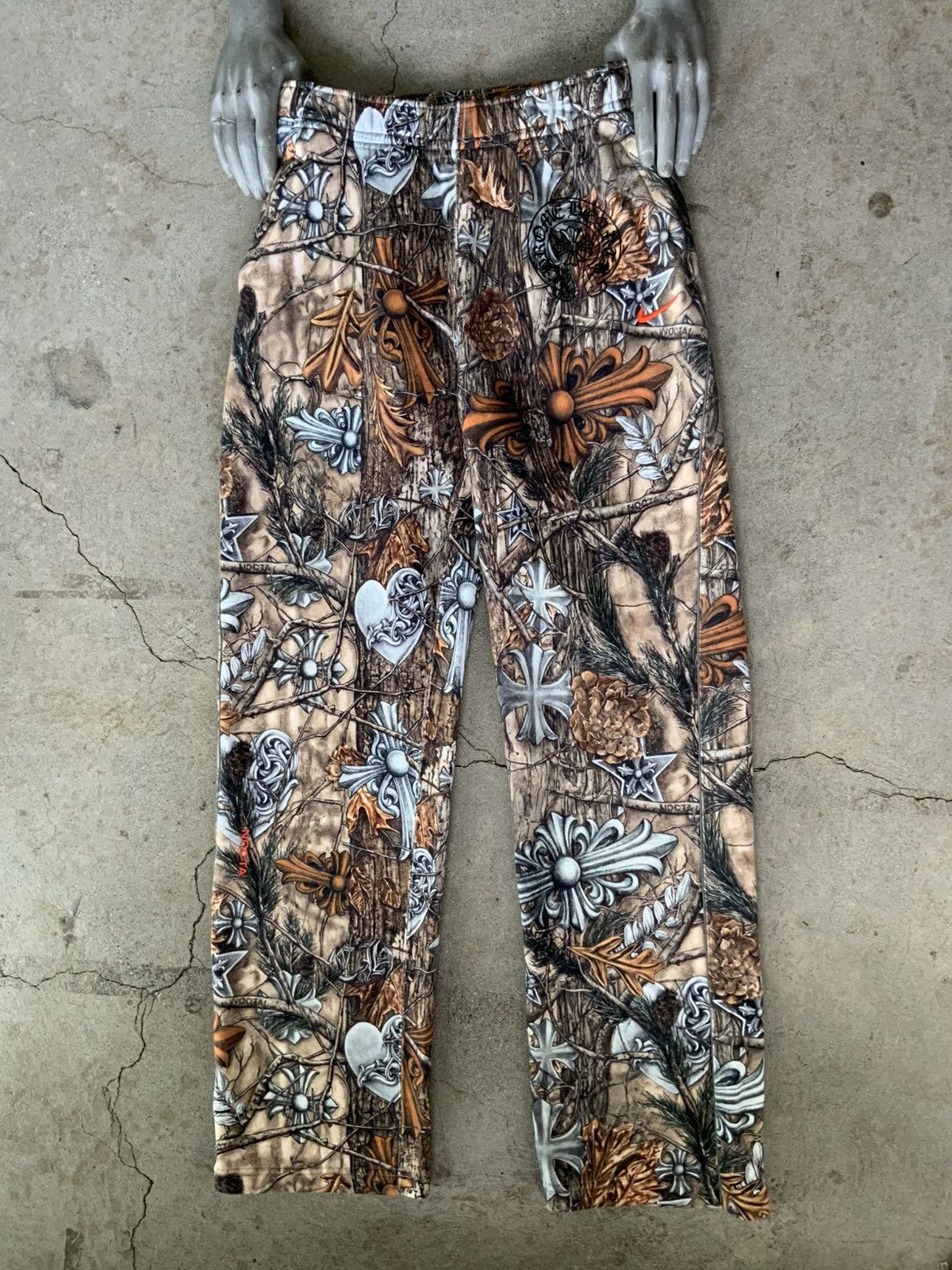 Chrome Hearts CHROME HEARTS NIKE NOCTA REAL TREE CAMO SWEATPANTS Size US 32 / EU 48 - 1 Thumbnail