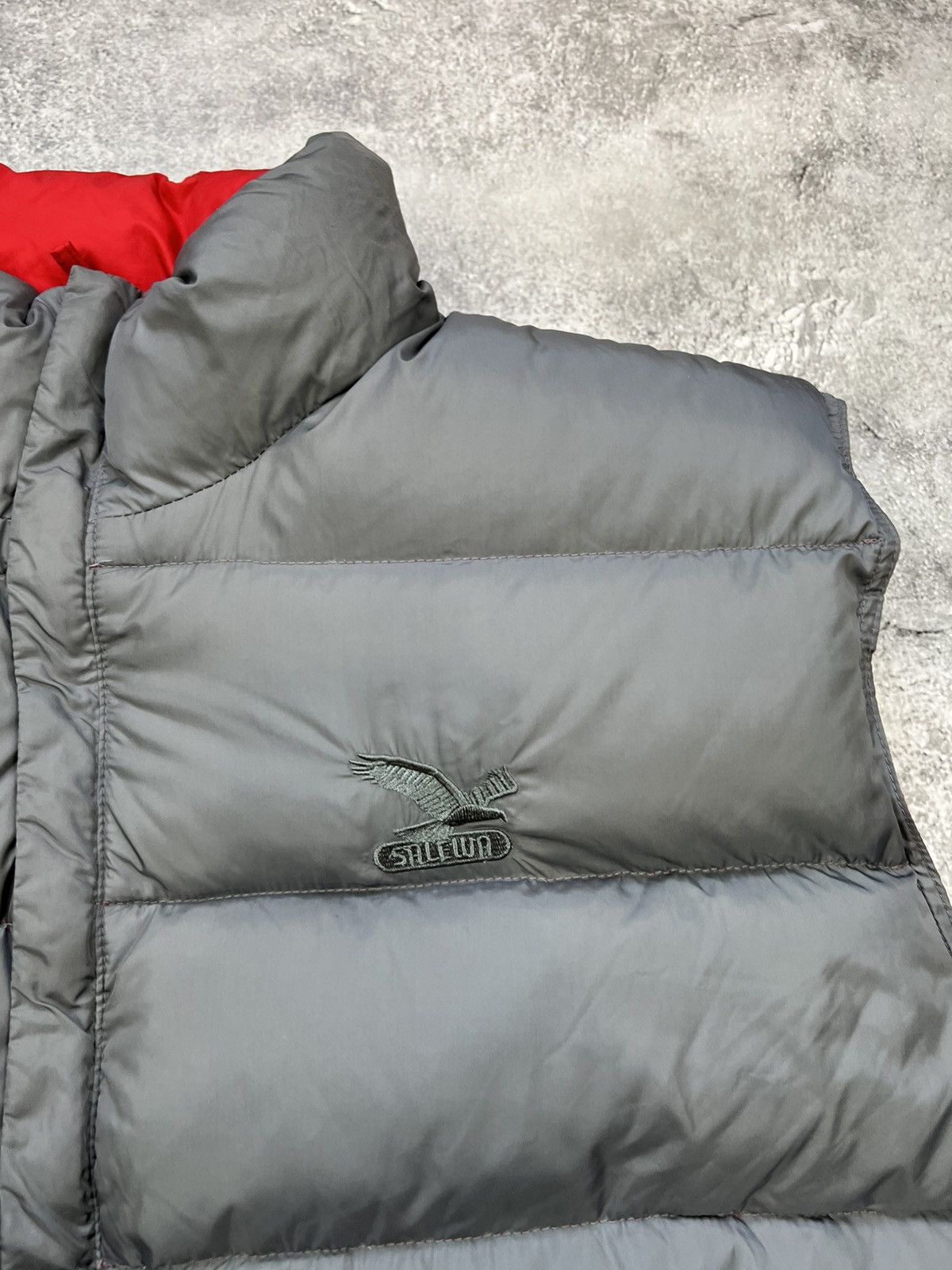 SALEWA Salewa Grey Red Bilateral Puffer Down Vest Mens Size US XXL / EU 58 / 5 - 3 Thumbnail