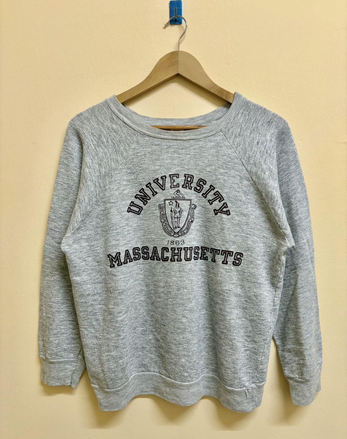 Champion Vintage 80s Champion University Massachusetts Sweatshirt Size US L / EU 52-54 / 3 - 1 Thumbnail