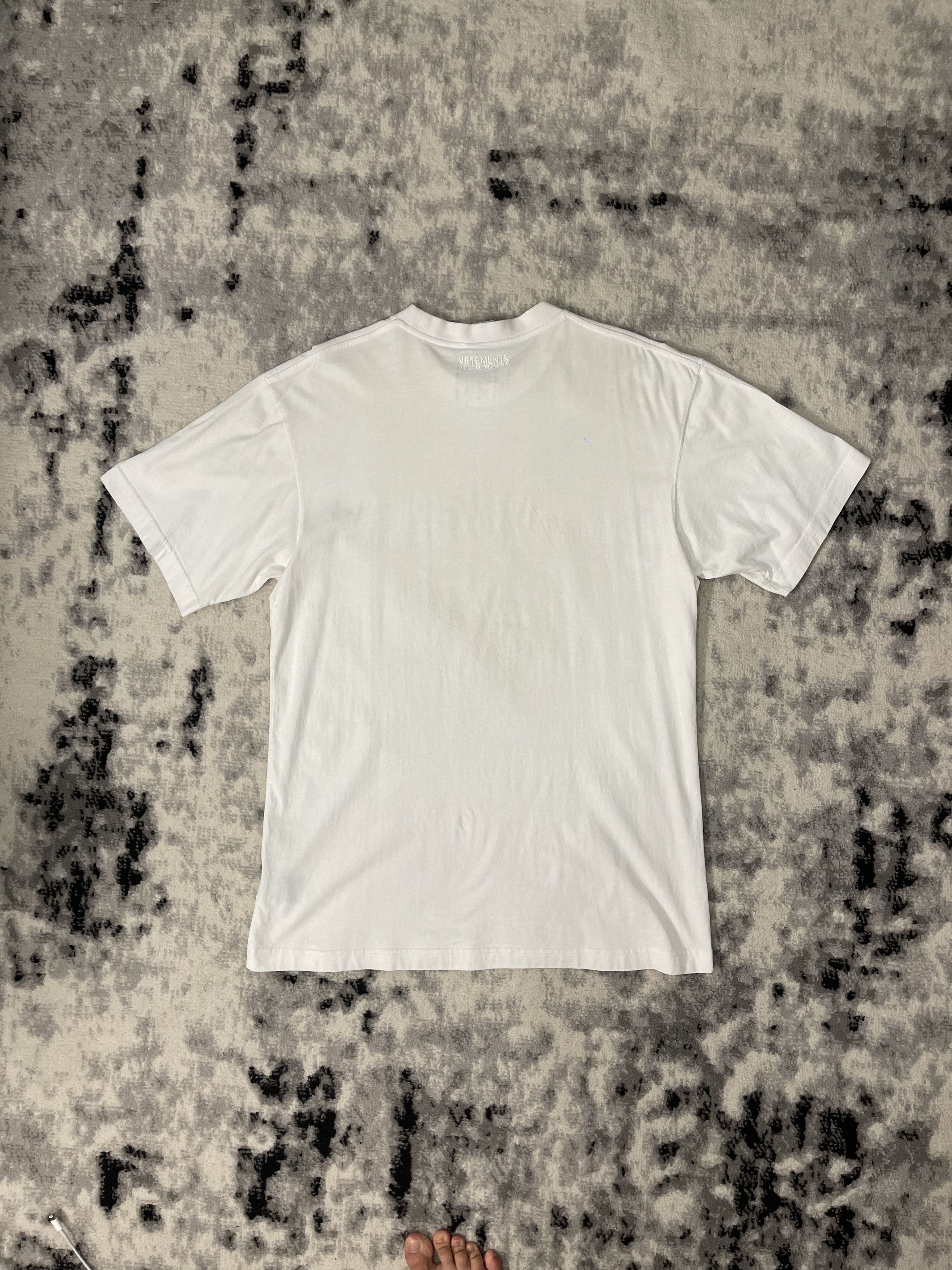 Vetements (Ultra Rare) Vetements 19fw loading pattern white. t shirt Size US S / EU 44-46 / 1 - 2 Thumbnail