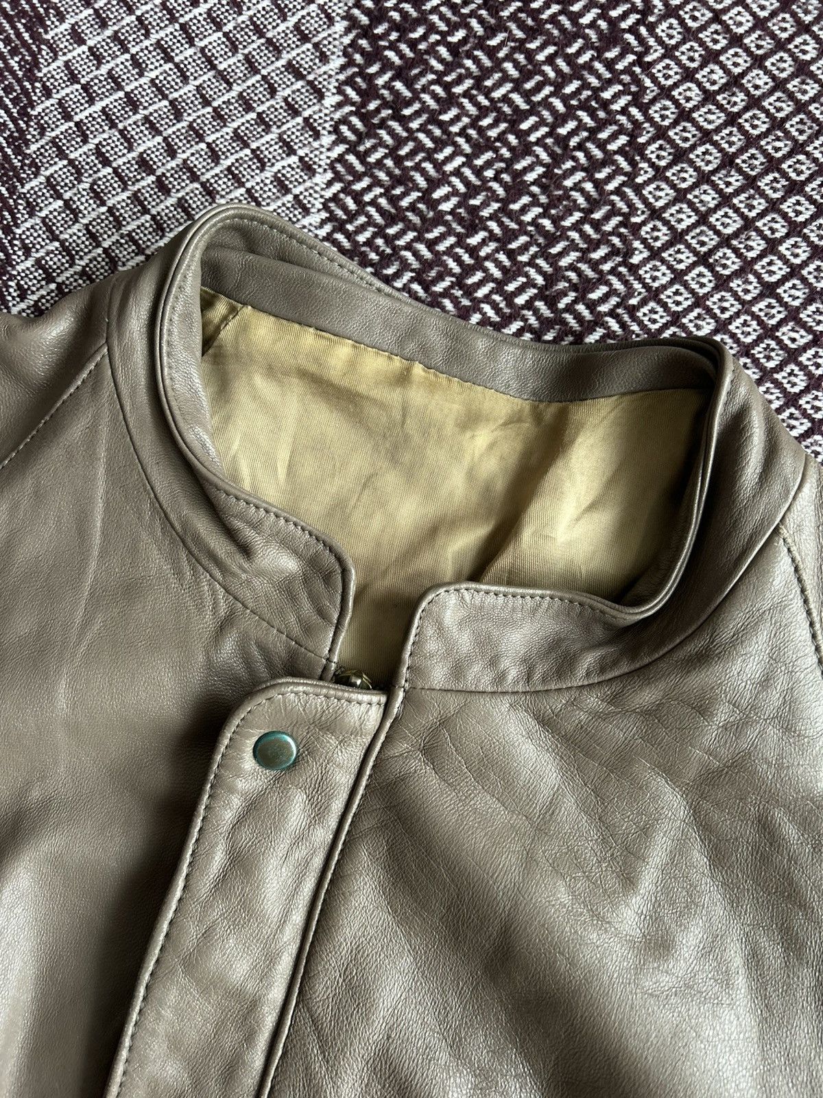 Genuine Leather Vintage Leather Jacket Solid Style Unisex 80s Size Small Size US S / EU 44-46 / 1 - 9 Thumbnail