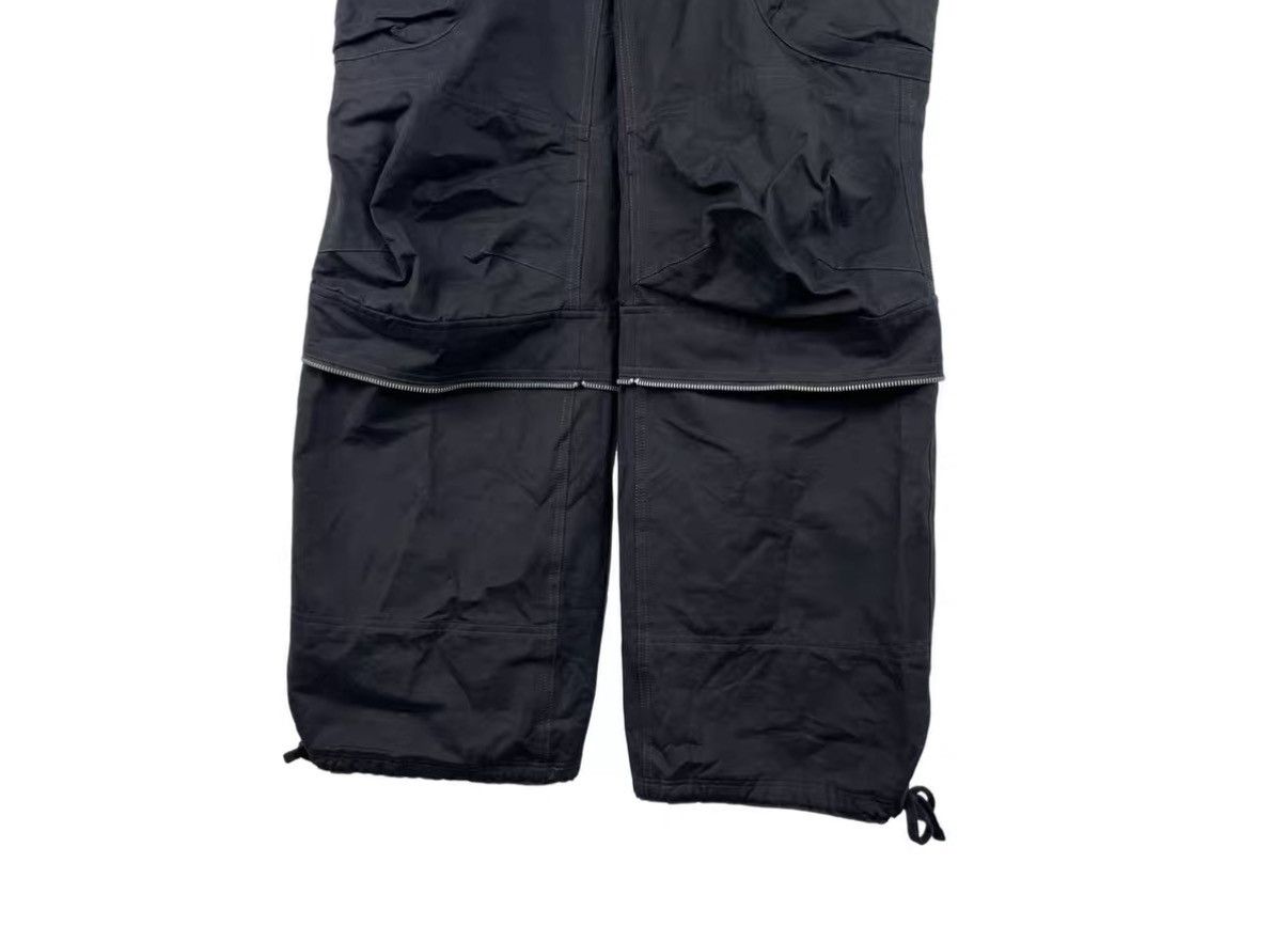 FAR FROM WHAT Far Archive Zip Detail Multi-Pocket Wide-Leg Cargo Pants J31 Size US 32 / EU 48 - 4 Thumbnail