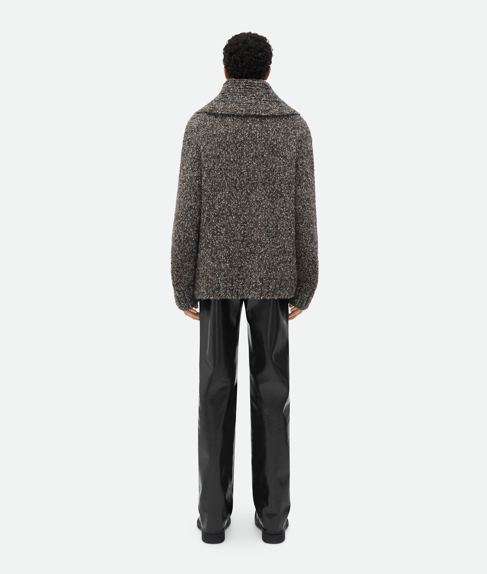 Bottega Veneta o1n1vont1224 Alpaca Shawl Collar Cardigan in Dark Grey Size US S / EU 44-46 / 1 - 4 Thumbnail