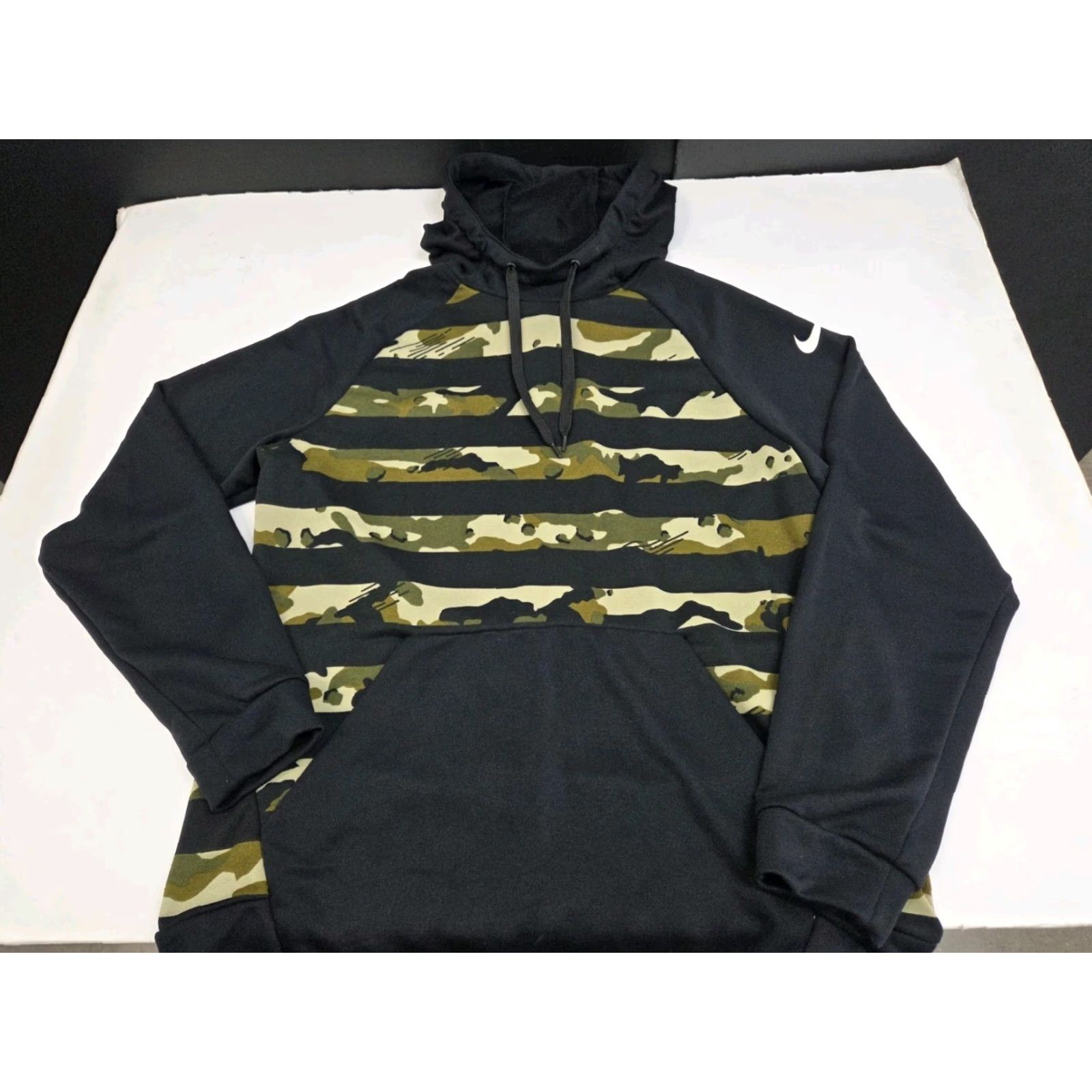 Nike Nike Dri-Fit Long Sleeve Hoodie Mens Black/Green Camo Pullover L Size US L / EU 52-54 / 3 - 4 Thumbnail