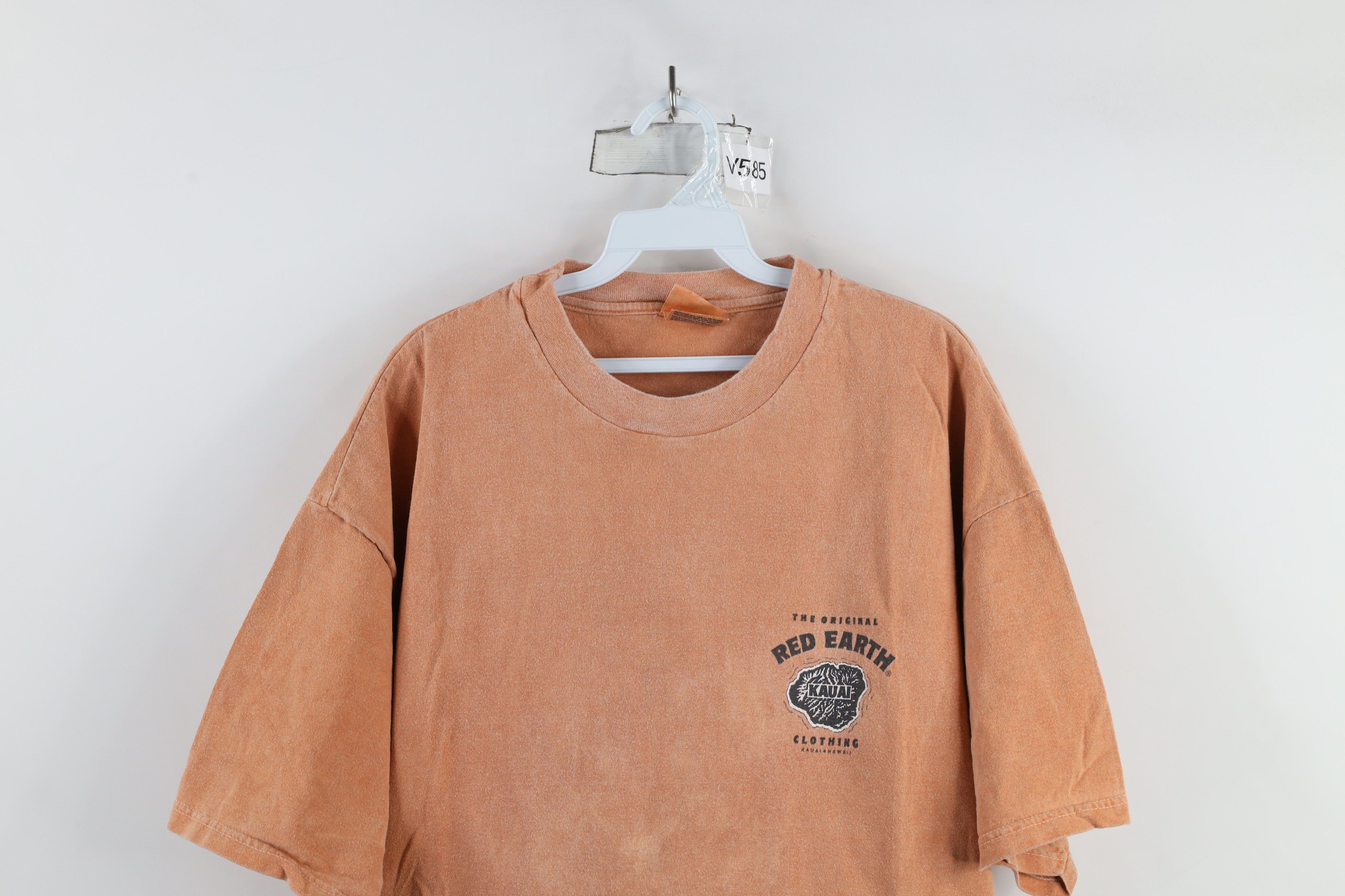 Vintage Vintage 90s Red Earth Clothing Hawaii Stonewash T-Shirt Size US XXL / EU 58 / 5 - 2 Thumbnail