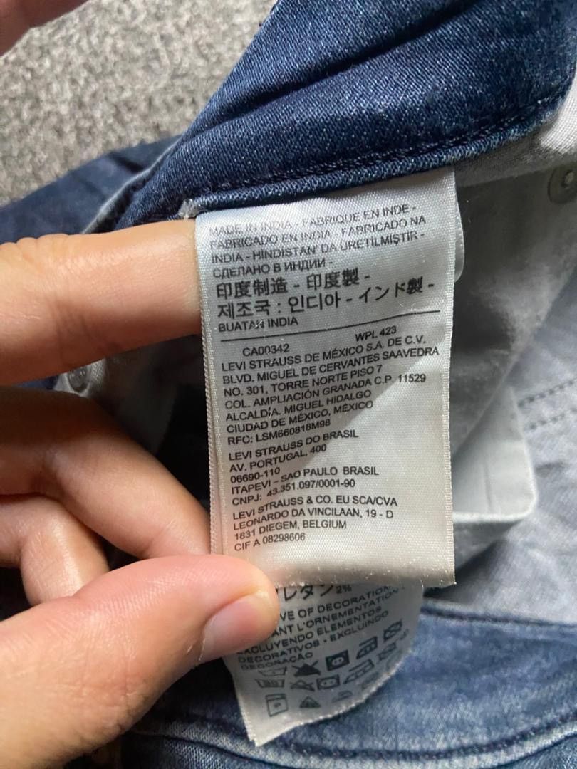 Levi's Denizen from Levis 216 Slim Cut Jeans (172) Size US 33 - 5 Thumbnail