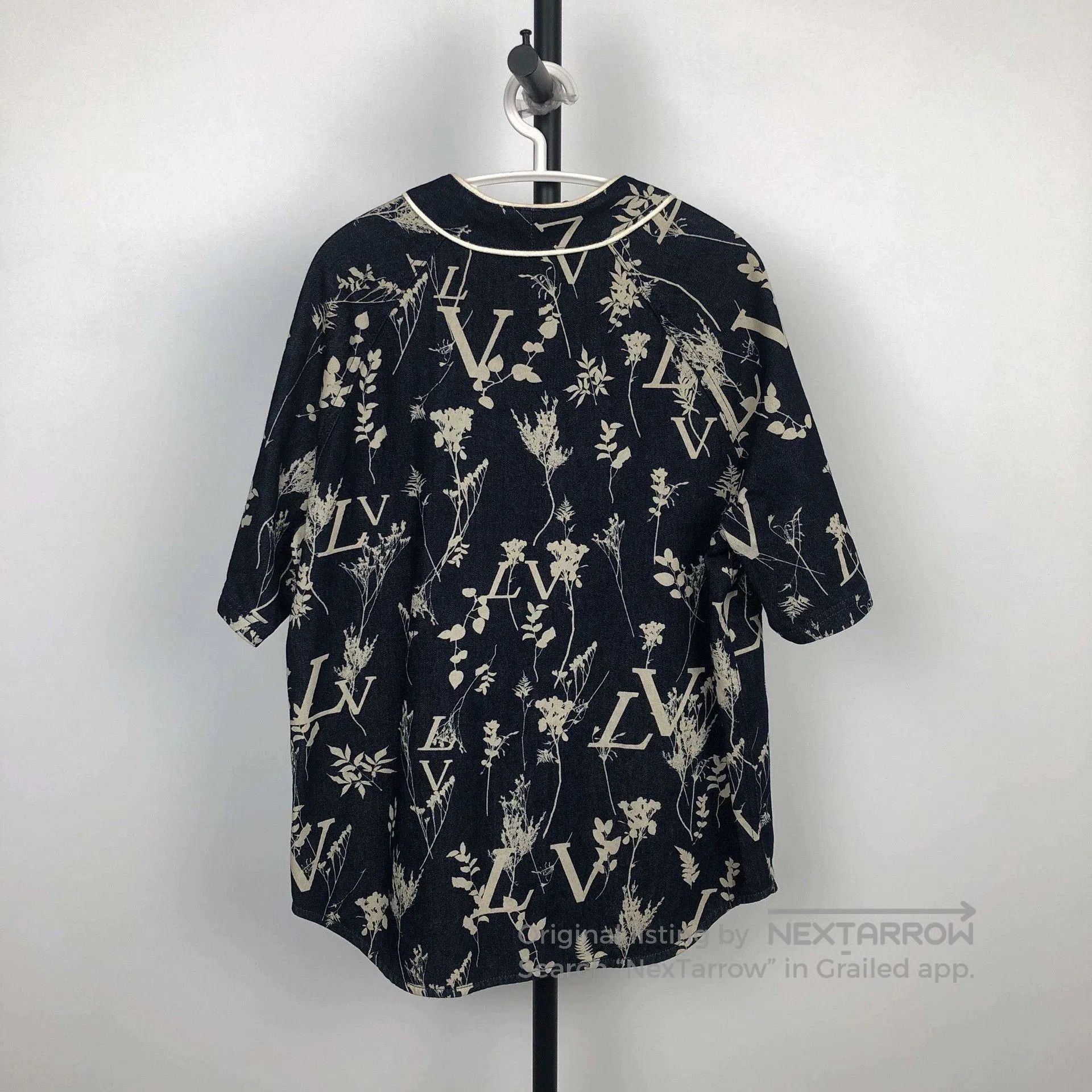 Louis Vuitton Louis Vuitton Short Sleeve Jacket S. Size US S / EU 44-46 / 1 - 3 Thumbnail