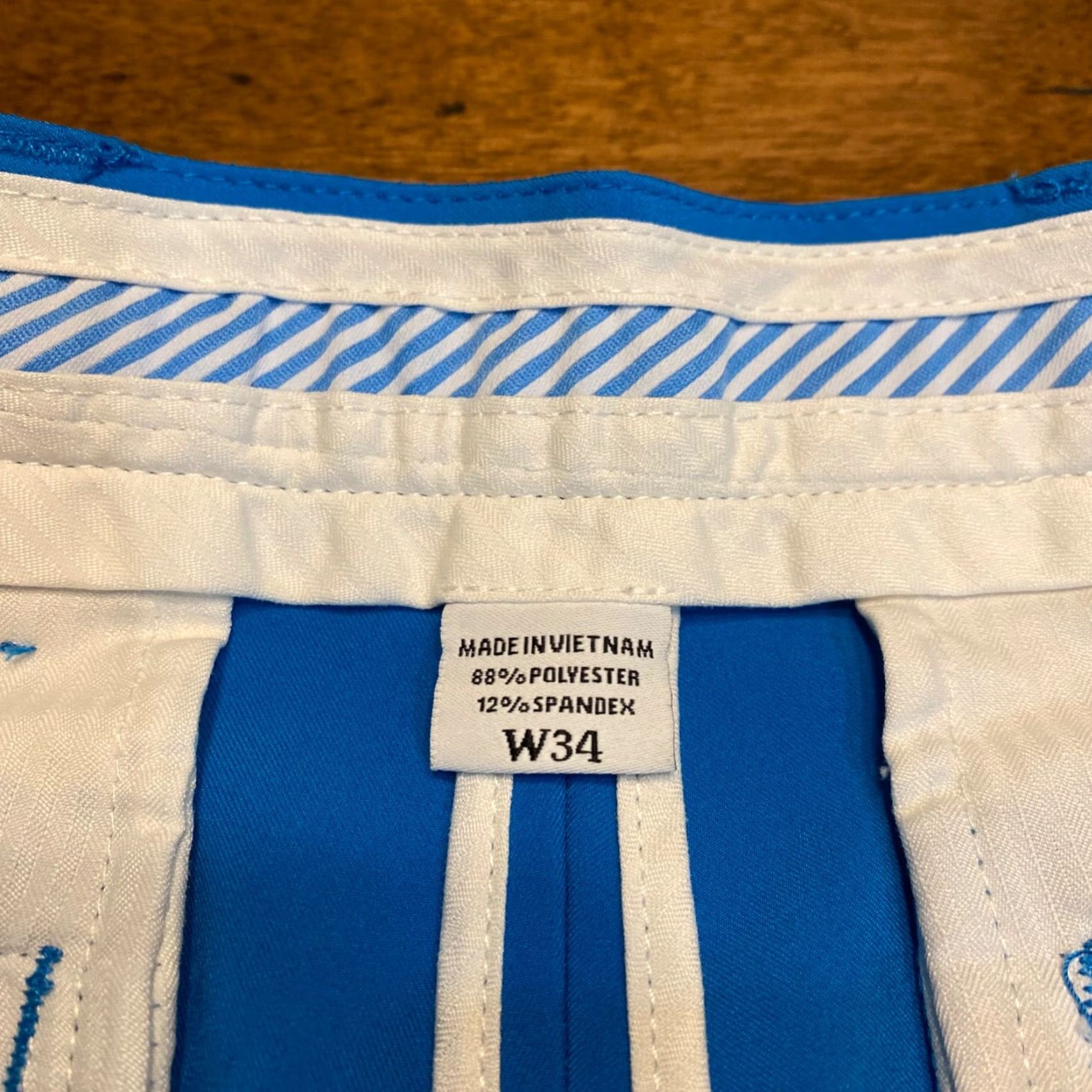 Footjoy FootJoy Shorts Mens 34 Blue Maryland Golf CC 9.5" Chino Logo Stretch Flat Front 5-Pocket Regular Waist Blue Pattern Outdoor Sports Mens Size US 34 / EU 50 - 3 Thumbnail