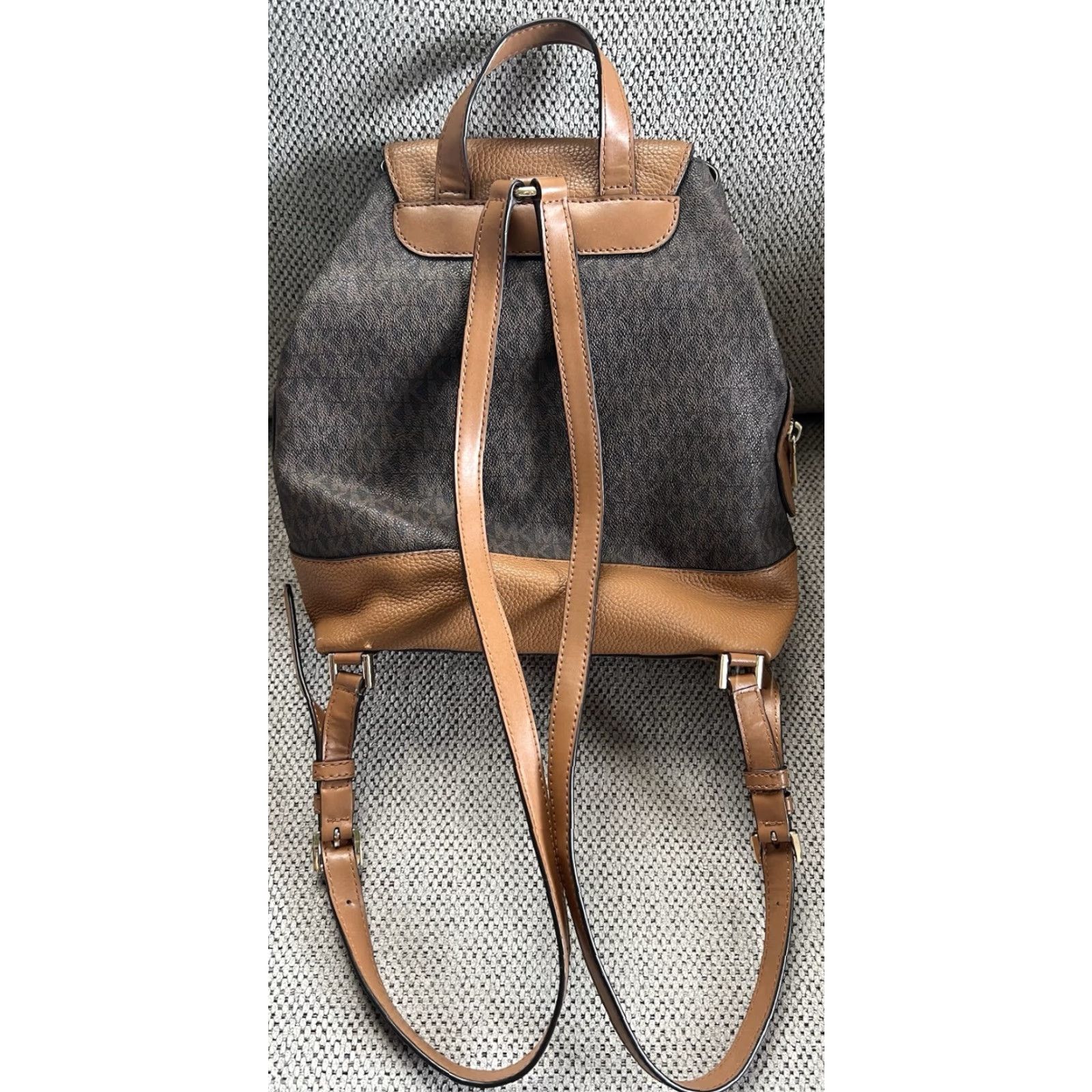 Vintage Michael Kors Raven Purse Backpack Monogram Brown Pebble Leather Medium Women Backpack Size ONE SIZE - 2 Thumbnail