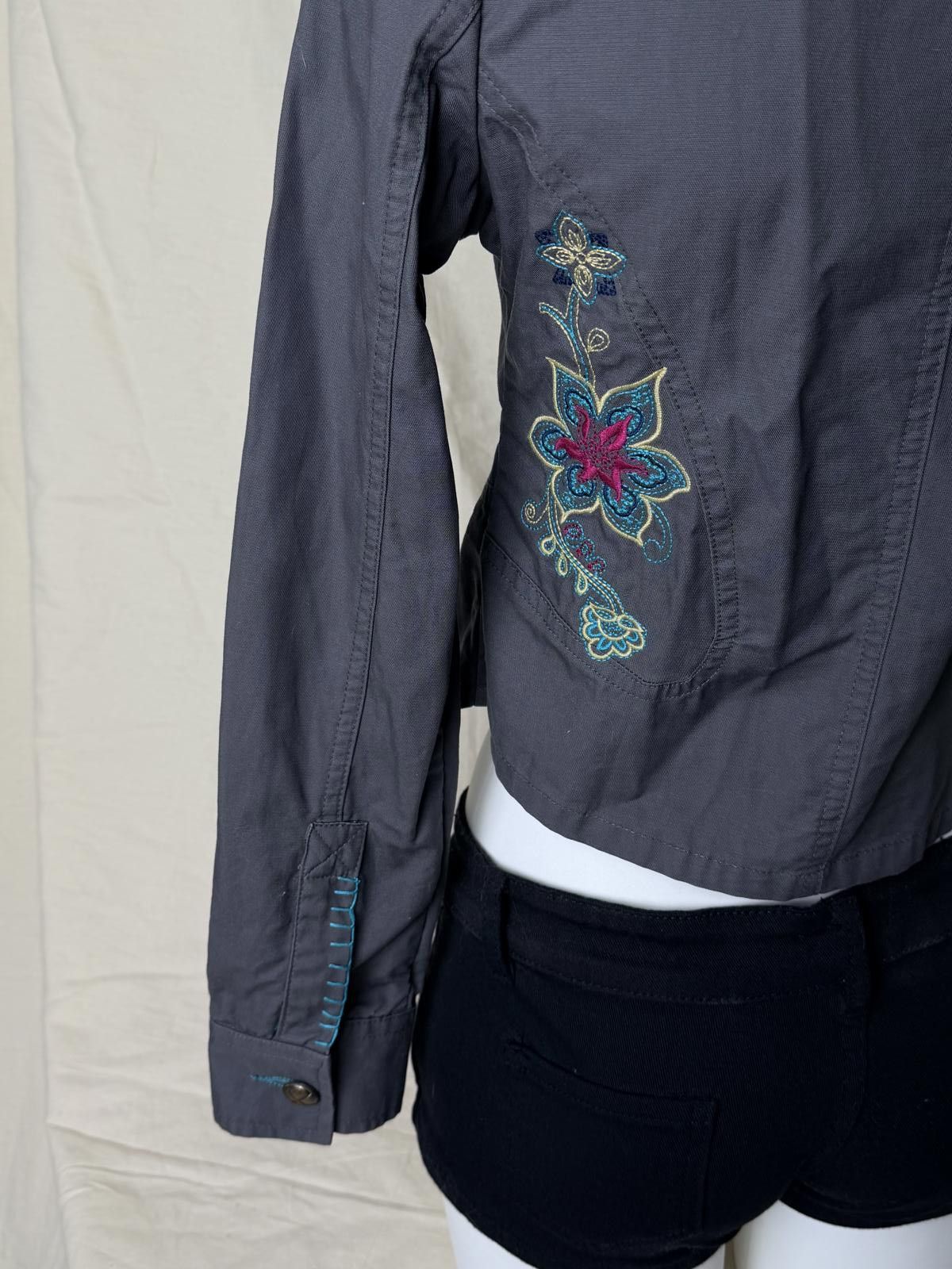 Japanese Brand Deadstock vintage one-of-a-kind embroidered shacket Size S / US 4 / IT 40 - 6 Thumbnail