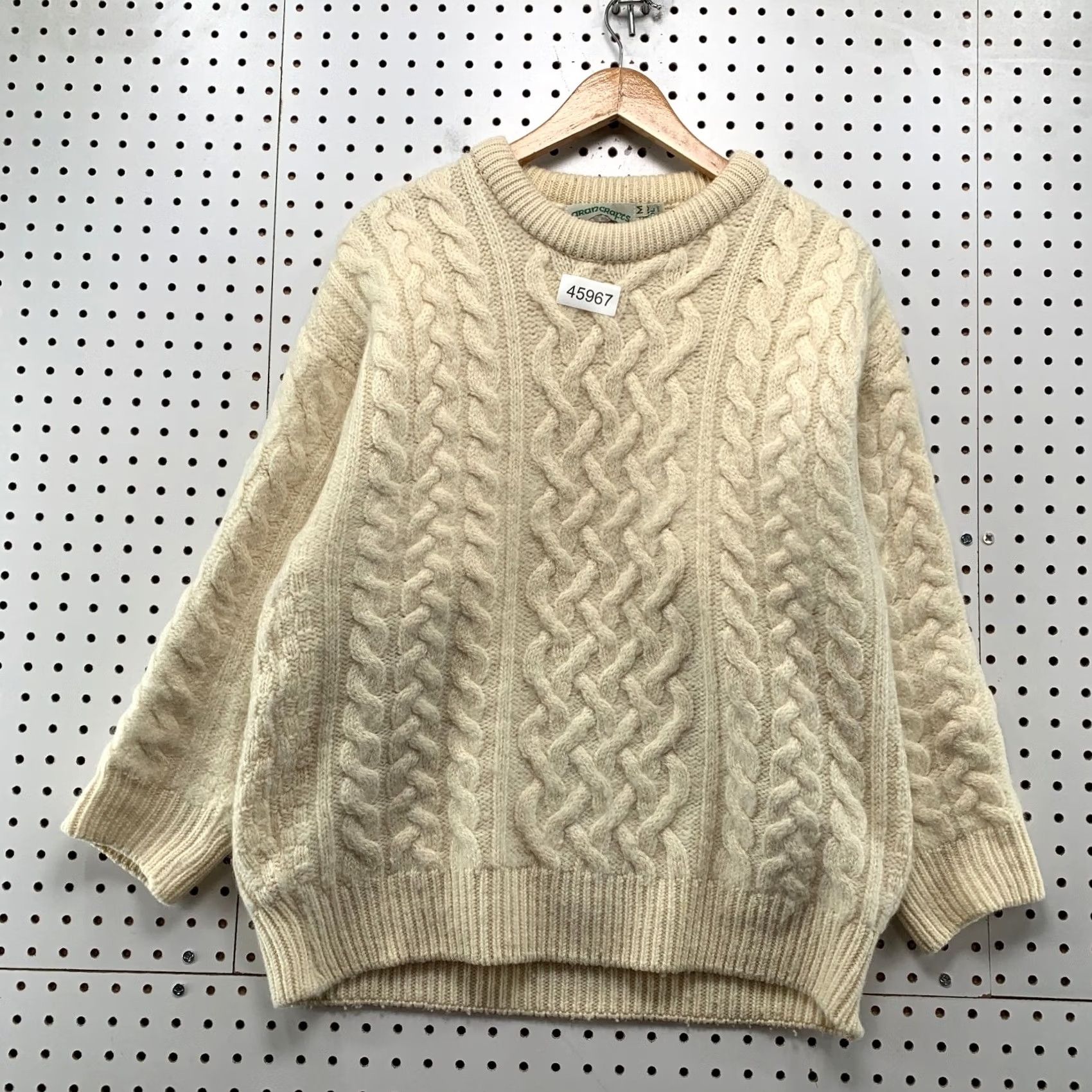 Vintage Aran Crafts Merino Wool Sweater Womens Medium Beige Irish Fisherman Cable Knit Pullover Crew Neck Knit Winter Fall Mens Women Size M / US 6-8 / IT 42-44 - 2 Thumbnail