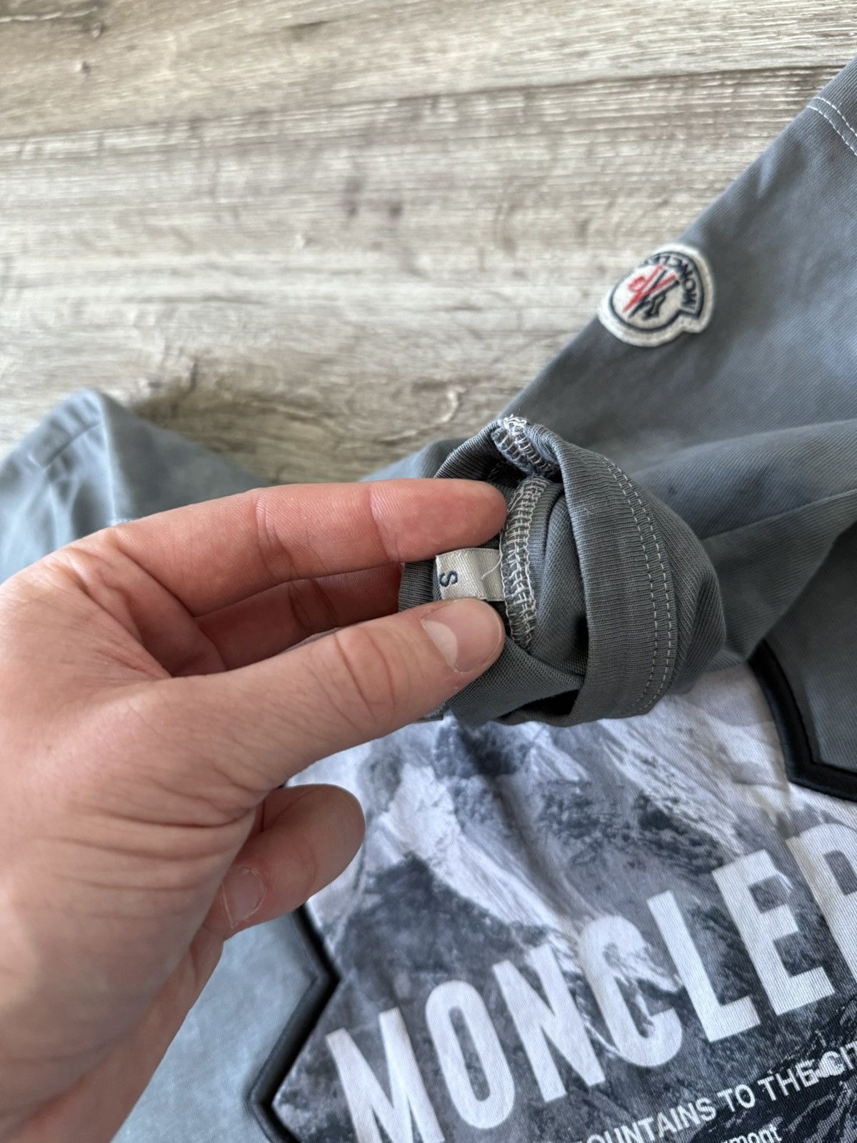 Moncler Moncler Maglia T-Shirt Men’s Mountain Logo Gray Luxury Tee Size US S / EU 44-46 / 1 - 10 Thumbnail