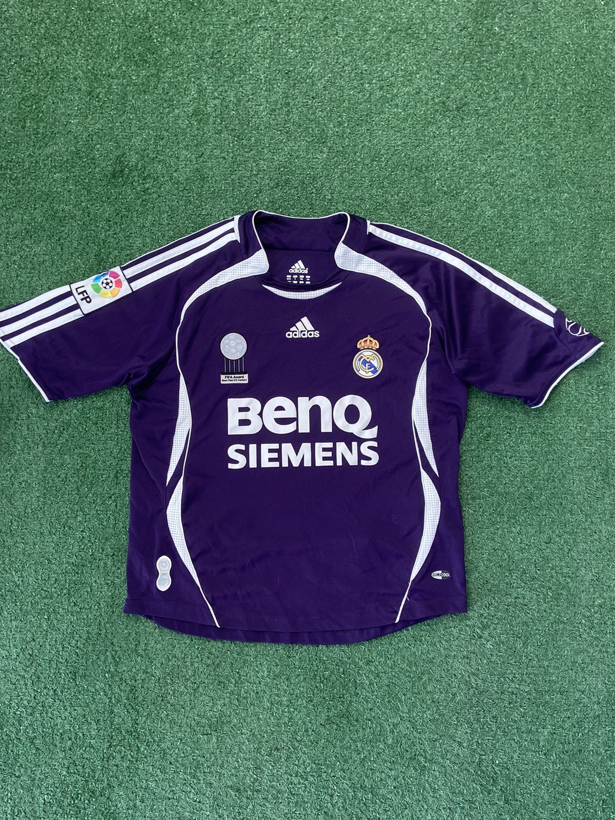 Adidas Real Madryt 2006 2007 tshirt Jersey Size US S / EU 44-46 / 1 - 1 Thumbnail
