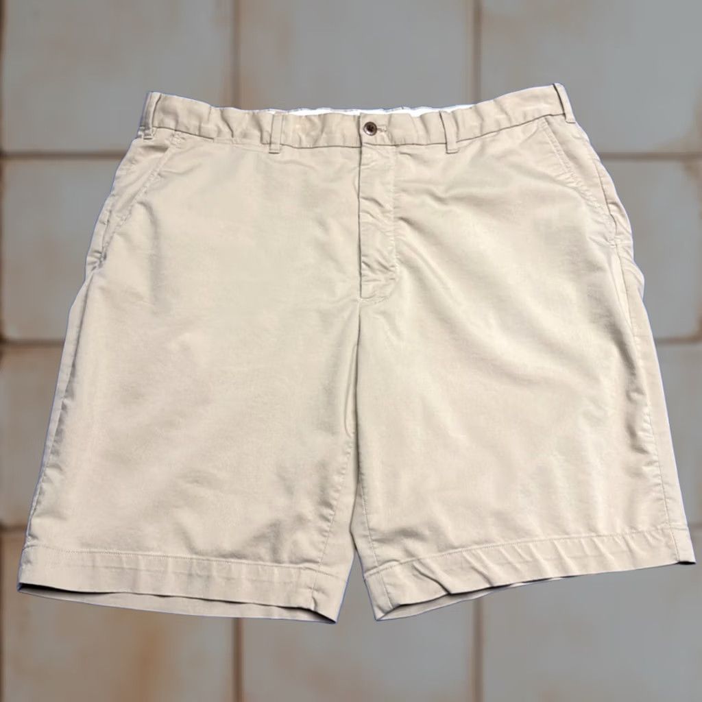 Polo Ralph Lauren Polo Ralph Lauren Classic Fit Chino Shorts Khaki Mens Size 38 Size US M / EU 48-50 / 2 - 1 Thumbnail