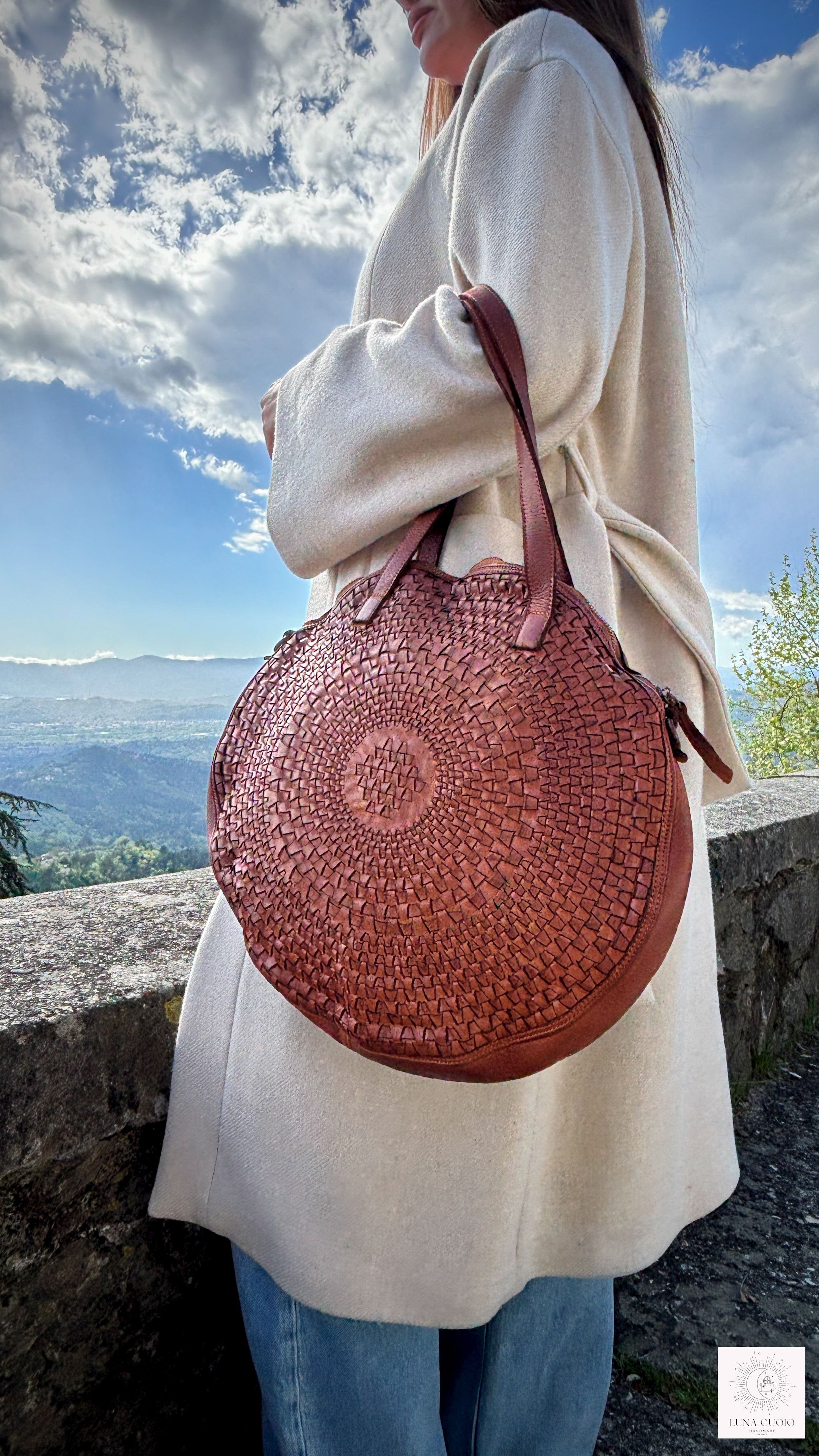 Vera Pelle Handmade Round Woven Leather Tote Bag Size ONE SIZE - 1 Thumbnail