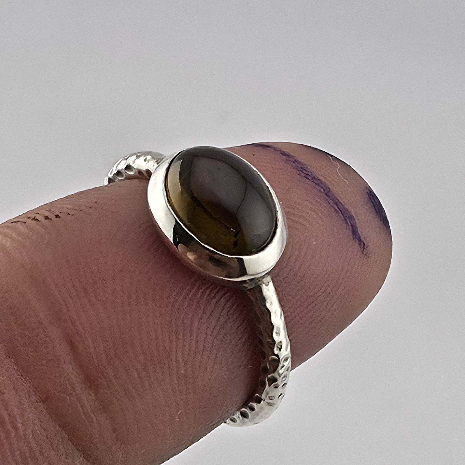 Other Sterling Silver 925 Amber Cabochon Ring Hammered Band 7.5 Size ONE SIZE - 4 Thumbnail