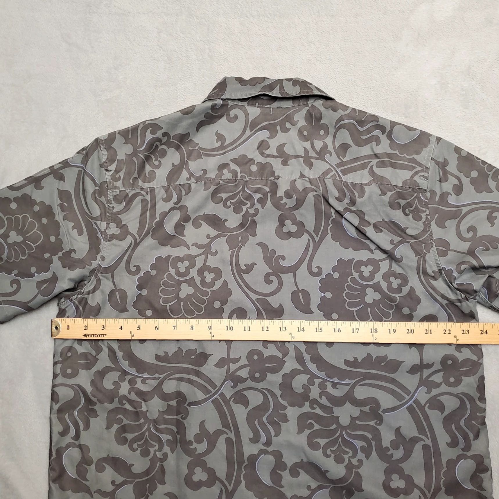 Quiksilver VINTAGE Quiksilver Shirt Mens Large Gray Floral Hawaiian Board Riding Surf Core Casual Size US L / EU 52-54 / 3 - 5 Thumbnail