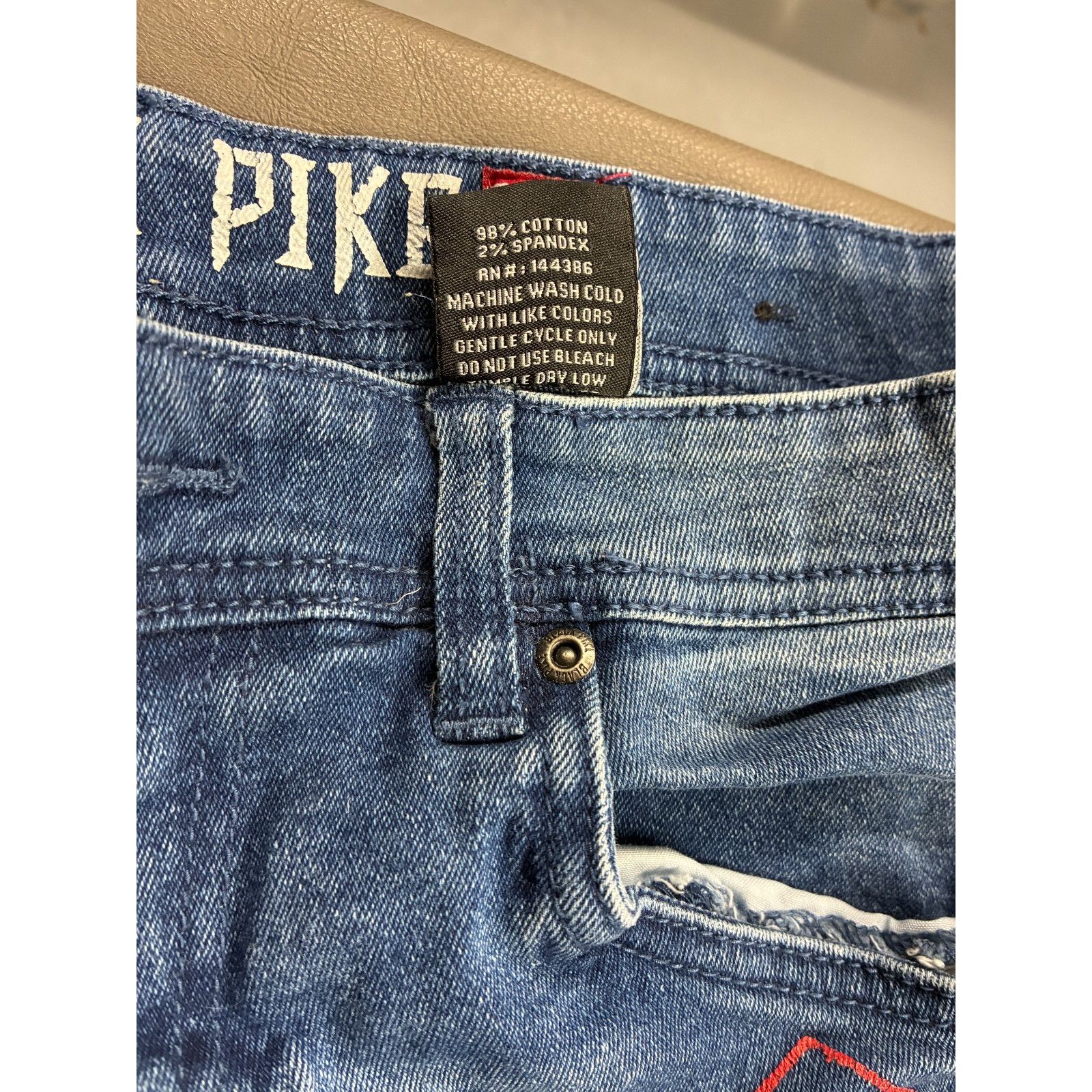Pike Brothers Black Pike Graphic Denim Jeans Men’s 32x32 Streetwear Size US 32 / EU 48 - 13 Thumbnail