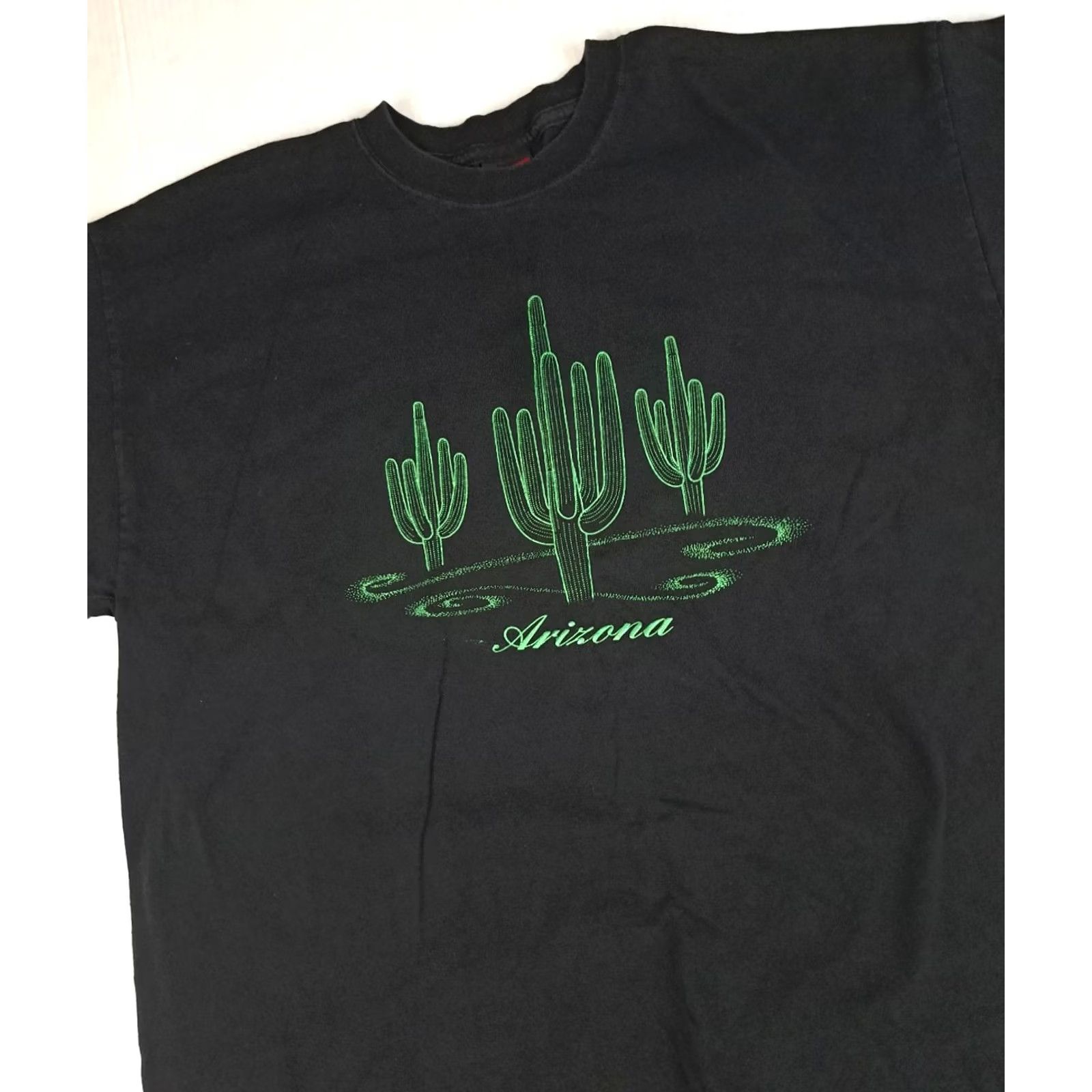 Vintage VINTAGE Arizona Heat Desert Cactus Embroidered 90s Black 2XL T-Shirt USA Made Sportex Shirt Unisex Adults Mens Womens Size US XXL / EU 58 / 5 - 2 Thumbnail
