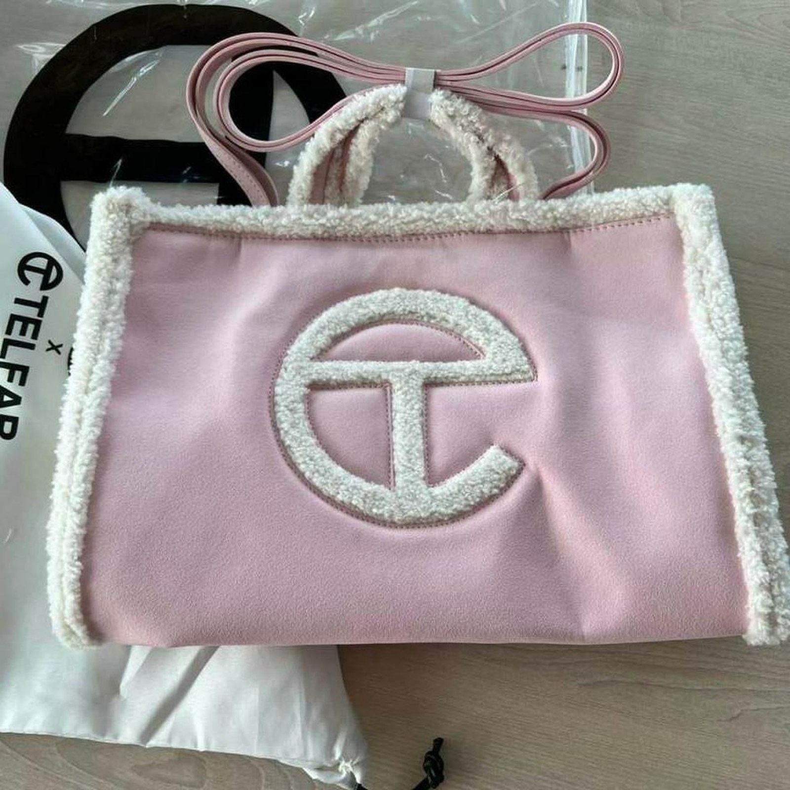 Other Pink medium size unisex telfar Size ONE SIZE - 1 Thumbnail