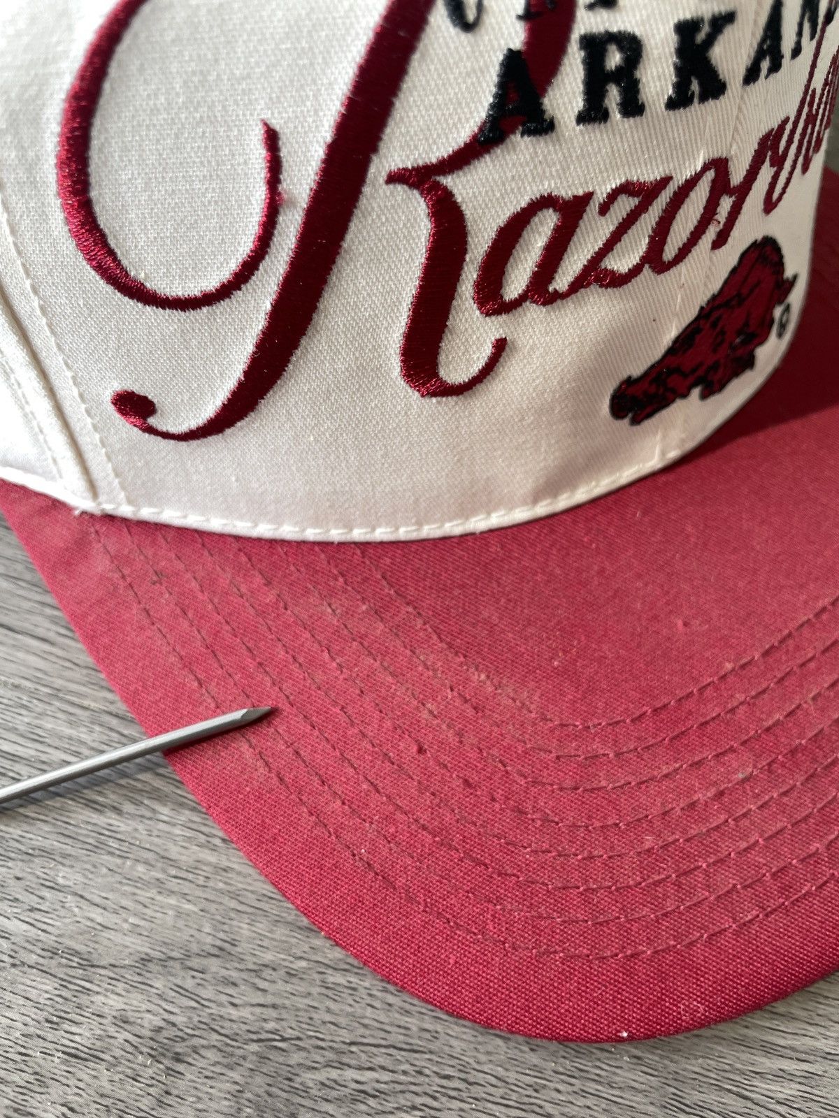 Vintage VTG University of Arkansas “Razorbacks” Snap Back (Sz.OS) Size ONE SIZE - 6 Thumbnail