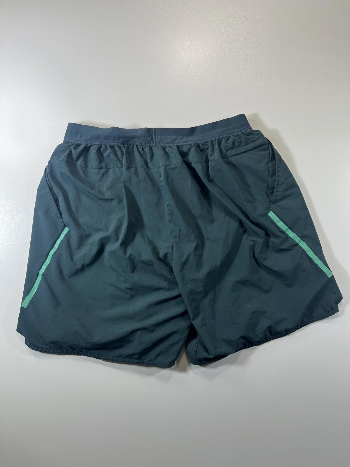 Nike Nike Men's Running Shorts with Inner Compression Layer L Size US 32 / EU 48 - 2 Thumbnail