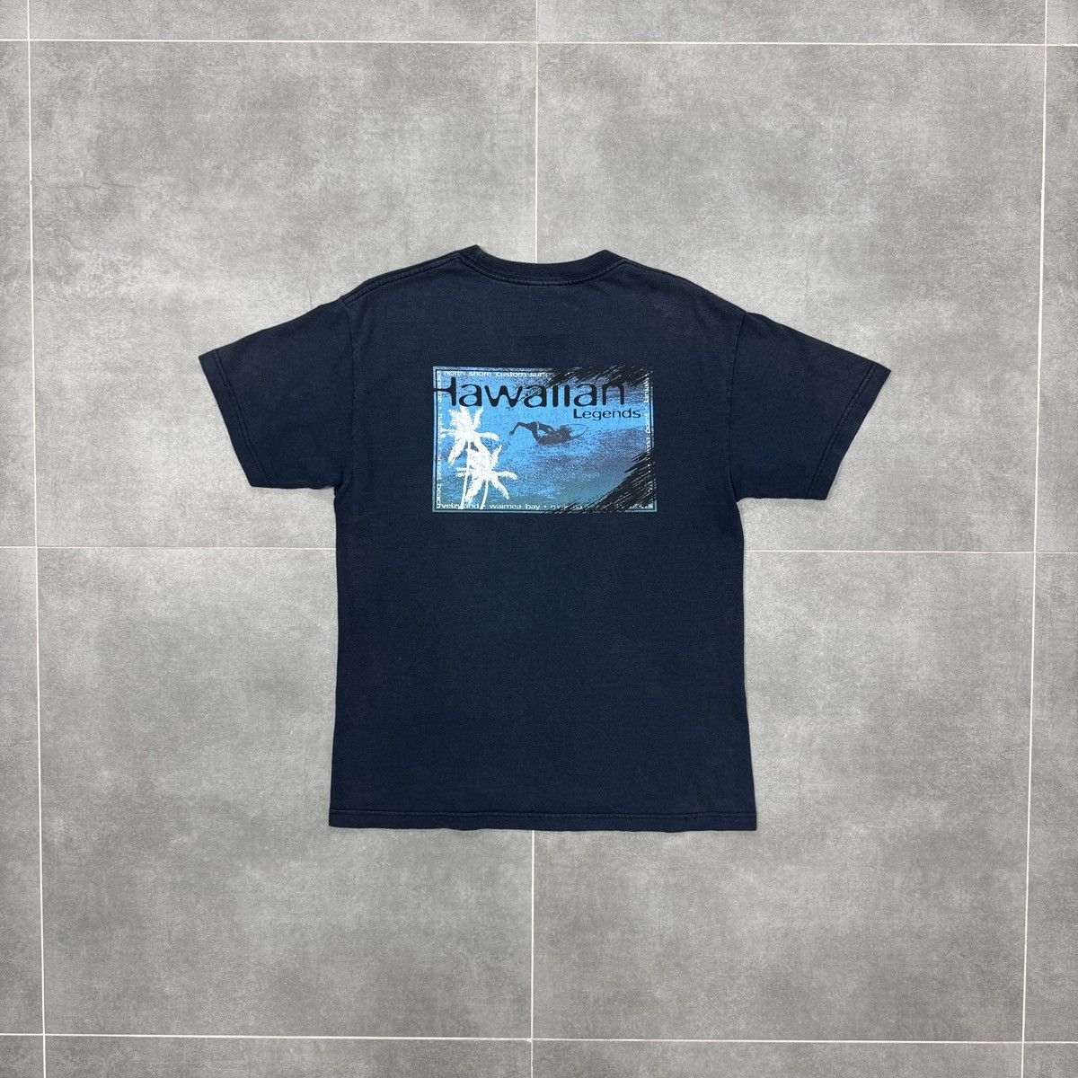 Vintage Vintage Hawaiian Legends Surfing T-Shirt Size M Size US M / EU 48-50 / 2 - 15 Thumbnail