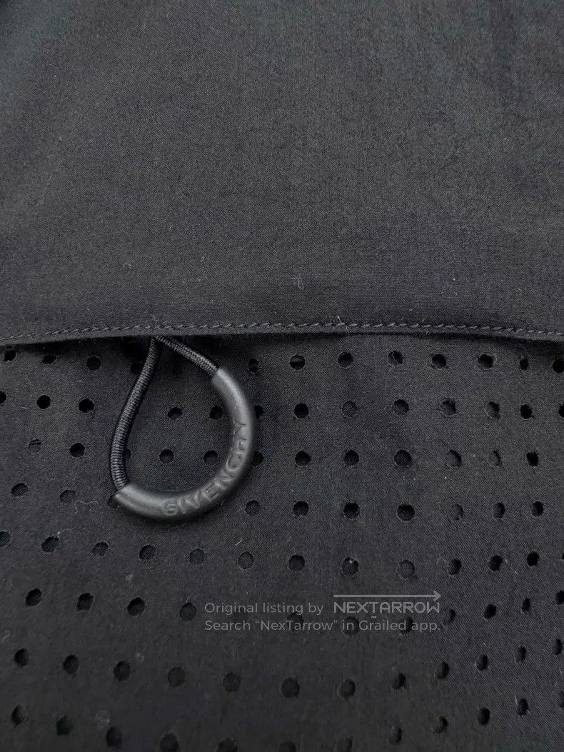 Givenchy Givenchy Size40 New With Tag Shirt Size US M / EU 48-50 / 2 - 4 Thumbnail