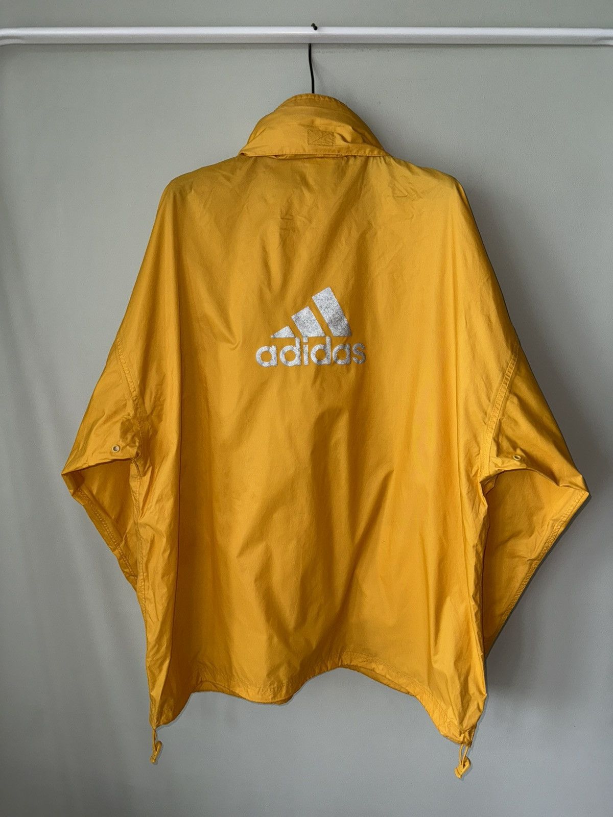 Adidas 2000 Adidas Vintage Rain coat light jacket & bag reflective Size US XL / EU 56 / 4 - 3 Thumbnail