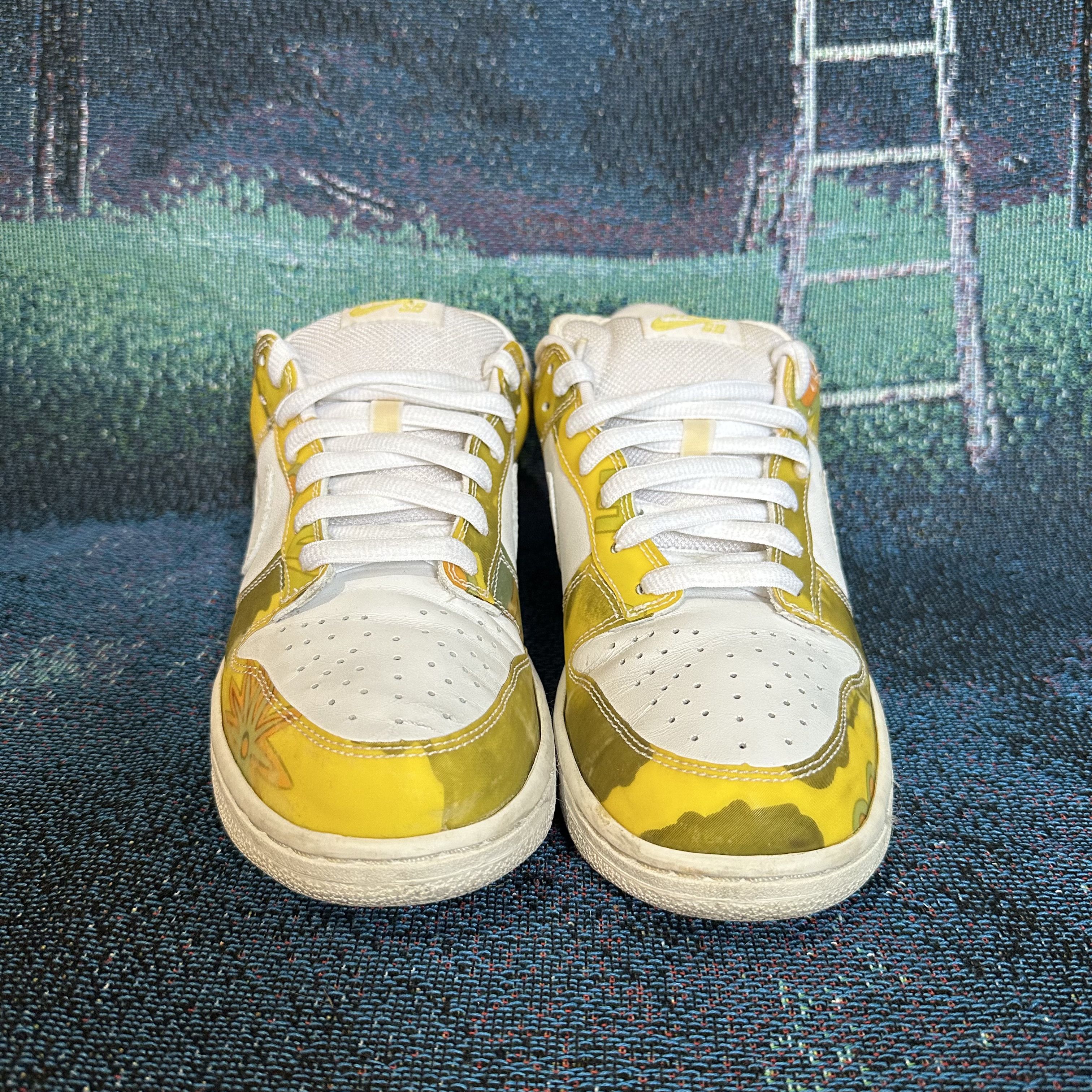 Nike SB Nike SB x De La Soul Dunk Low 3 Feet High & Rising Size US 8 / EU 41 - 3 Thumbnail