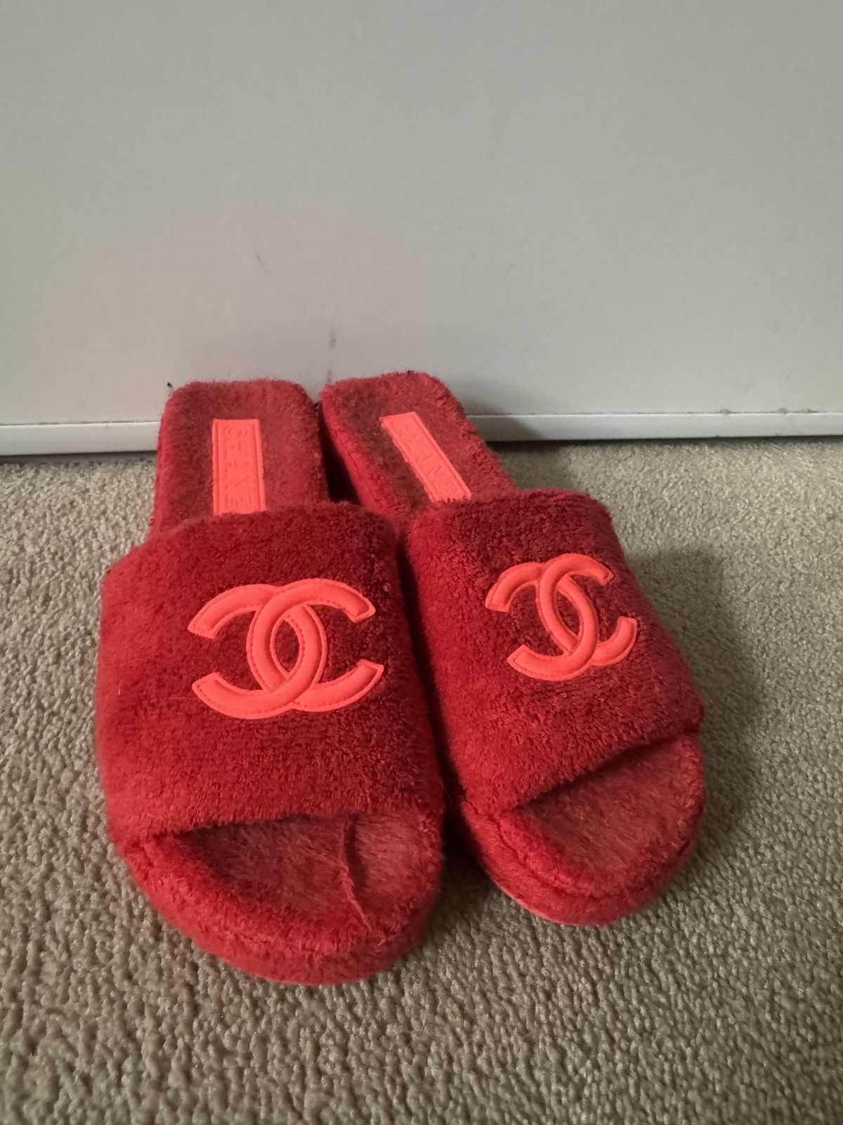 Chanel Chanel 2022 Interlocking CC Logo Slides Size US 8 / IT 38 - 2 Thumbnail